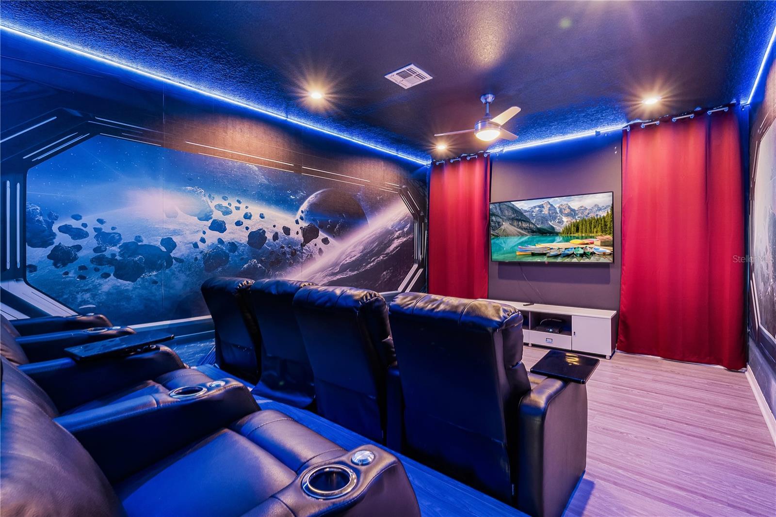 8915 TROPICAL HAVEN CT, KISSIMMEE, FL, 34747