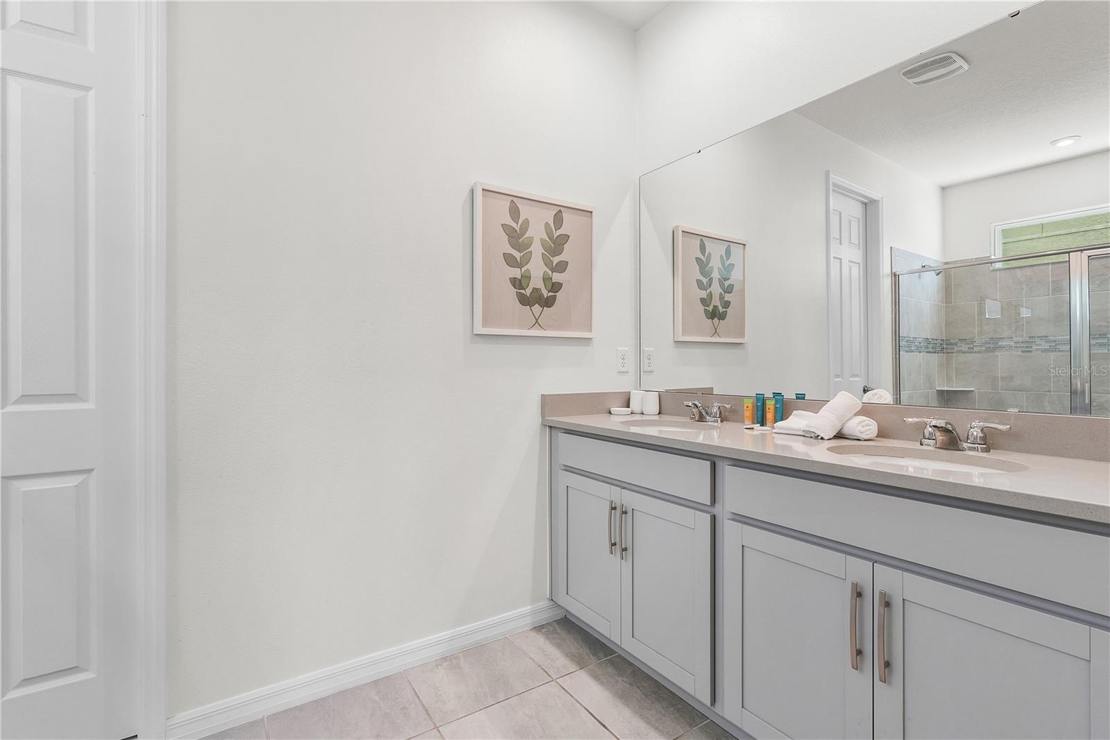 8915 TROPICAL HAVEN CT, KISSIMMEE, FL, 34747