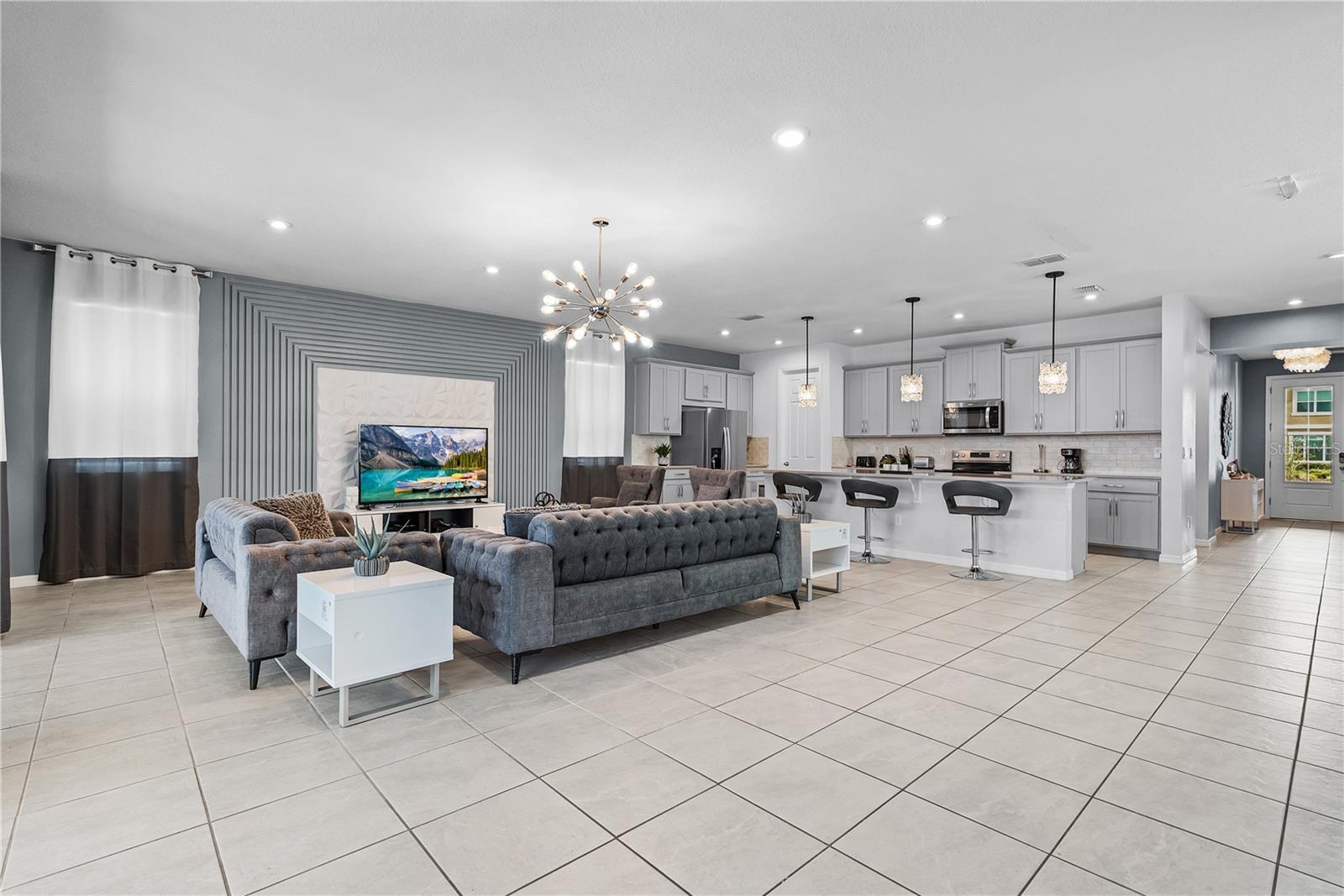 8915 TROPICAL HAVEN CT, KISSIMMEE, FL, 34747