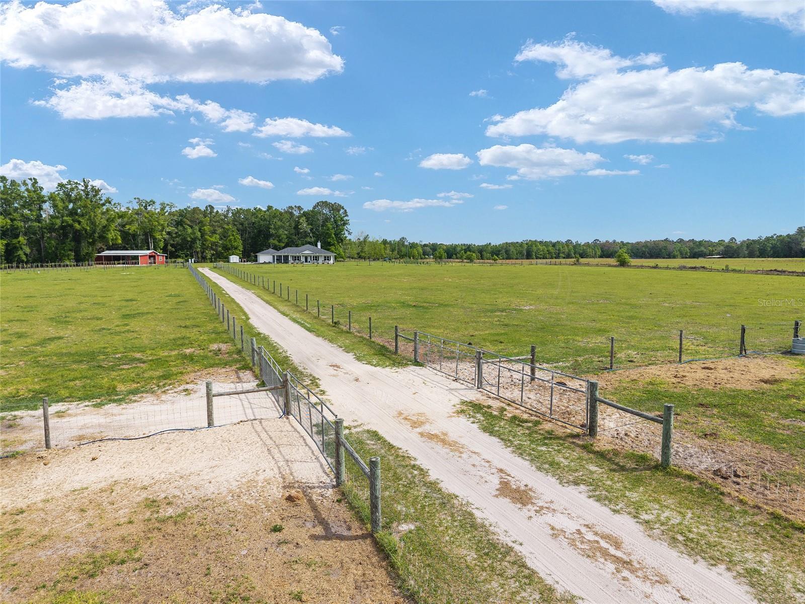 3725 172ND ST, WELLBORN, FL, 32094