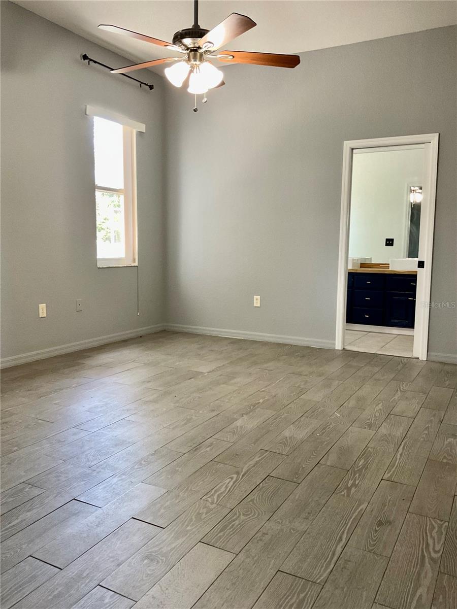 132 GOLF AIRE BLVD, HAINES CITY, FL, 33844