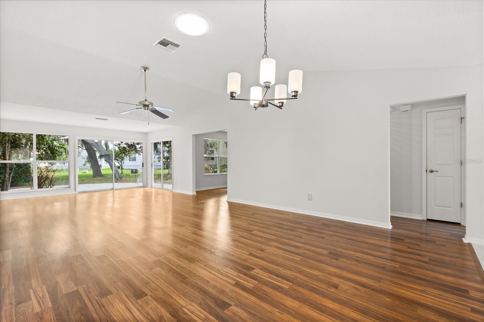 501 HERRERA CT, THE VILLAGES, FL, 32159