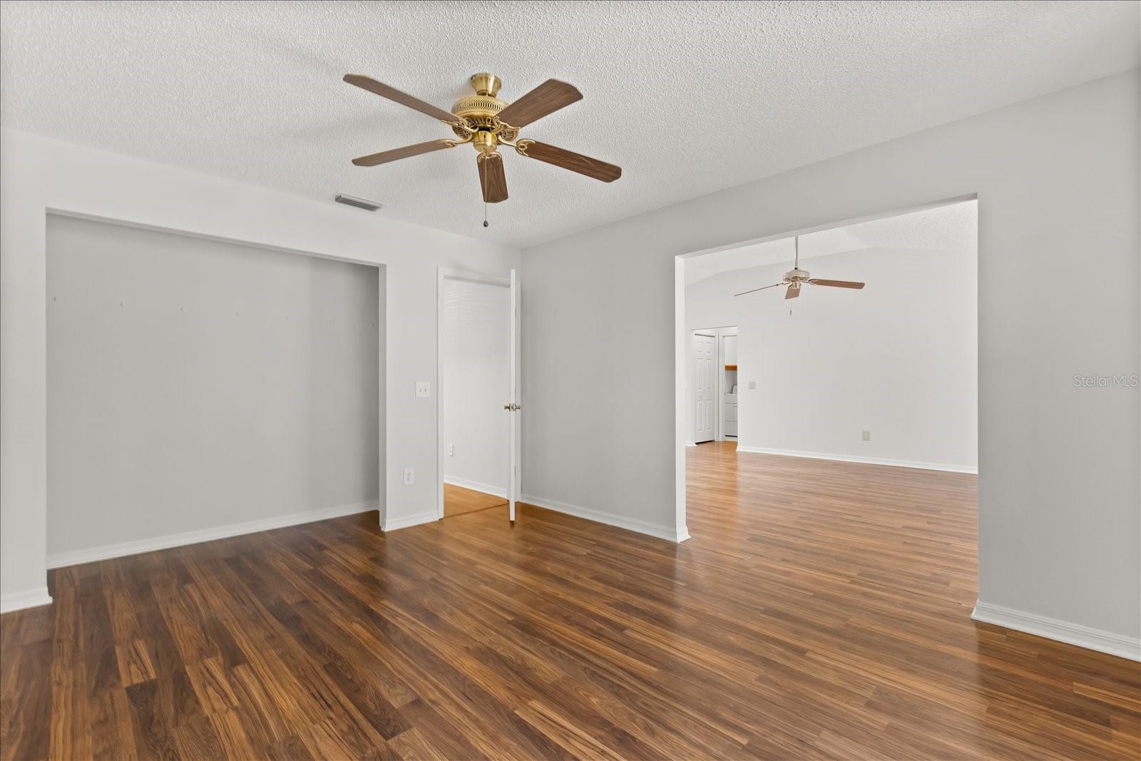 501 HERRERA CT, THE VILLAGES, FL, 32159