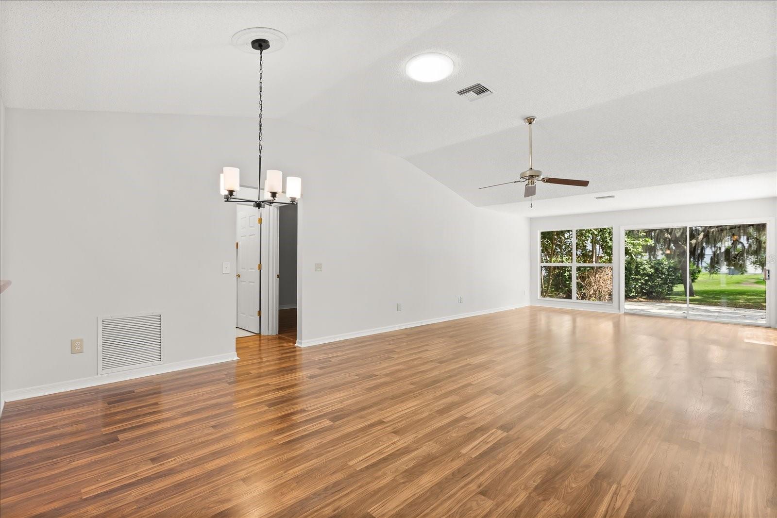 501 HERRERA CT, THE VILLAGES, FL, 32159