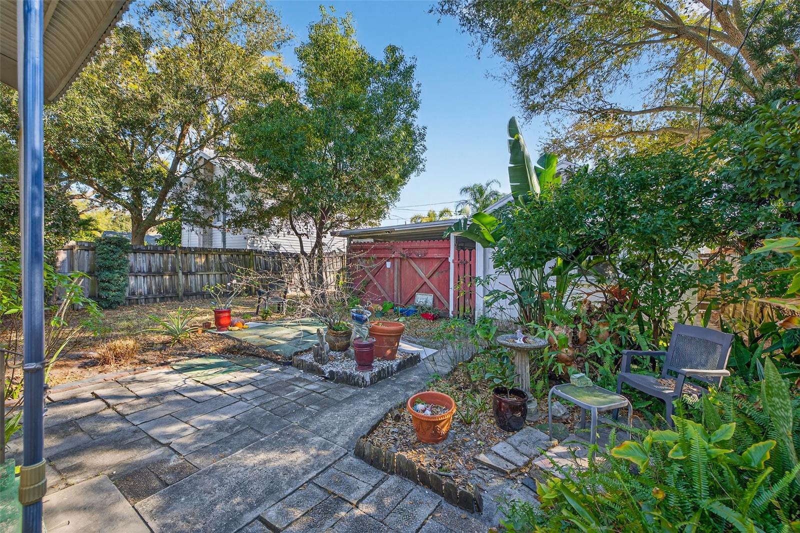 1138 23RD AVE N, ST PETERSBURG, FL, 33704