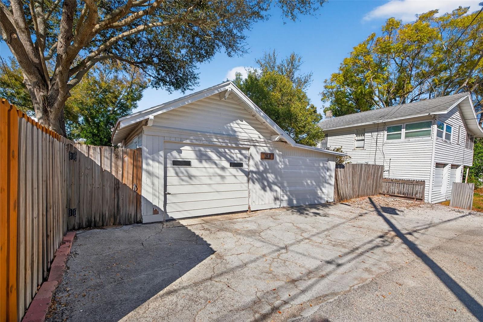 1138 23RD AVE N, ST PETERSBURG, FL, 33704
