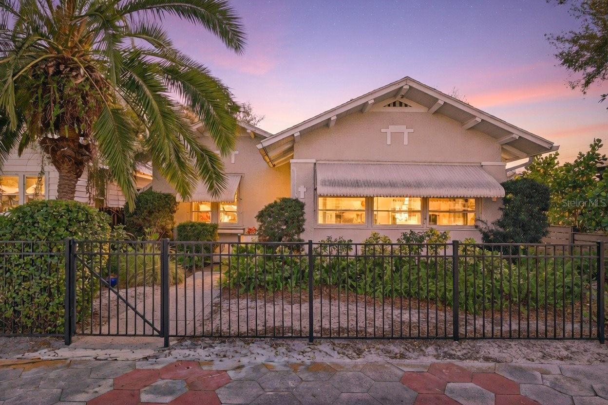 1138 23RD AVE N, ST PETERSBURG, FL, 33704
