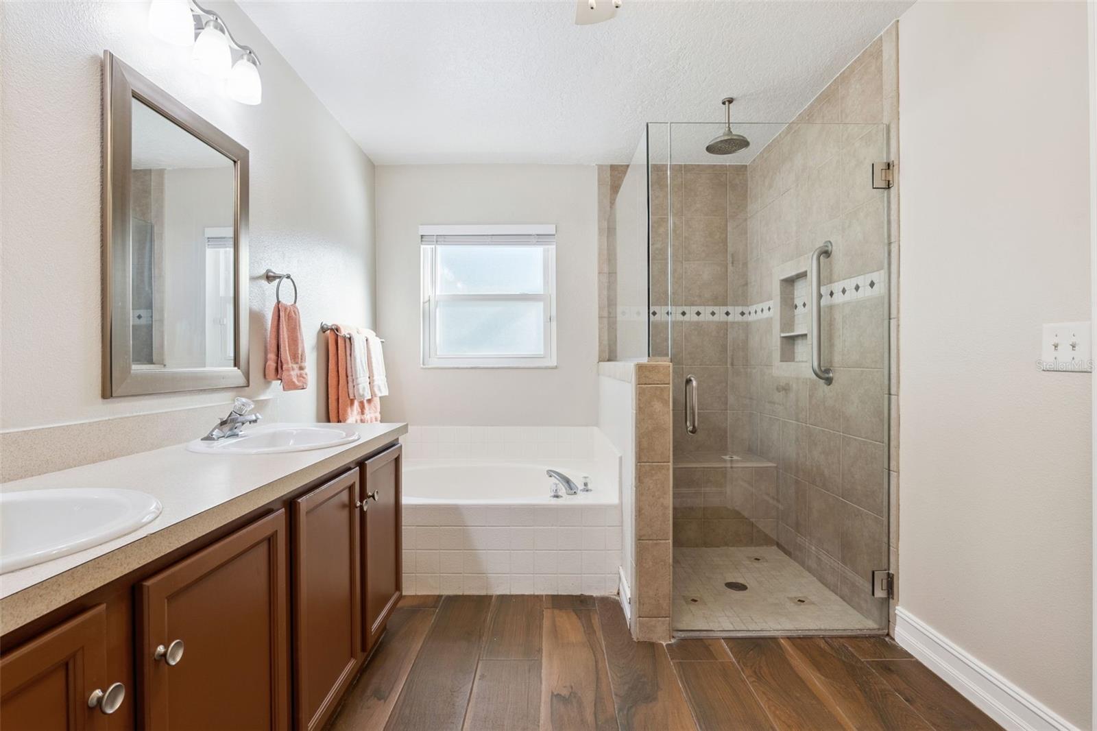 884 BELHAVEN DR, ORLANDO, FL, 32828