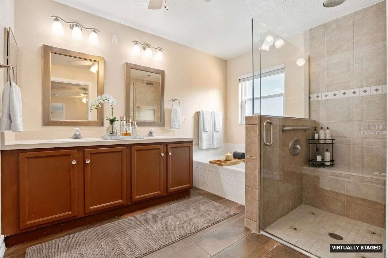 884 BELHAVEN DR, ORLANDO, FL, 32828