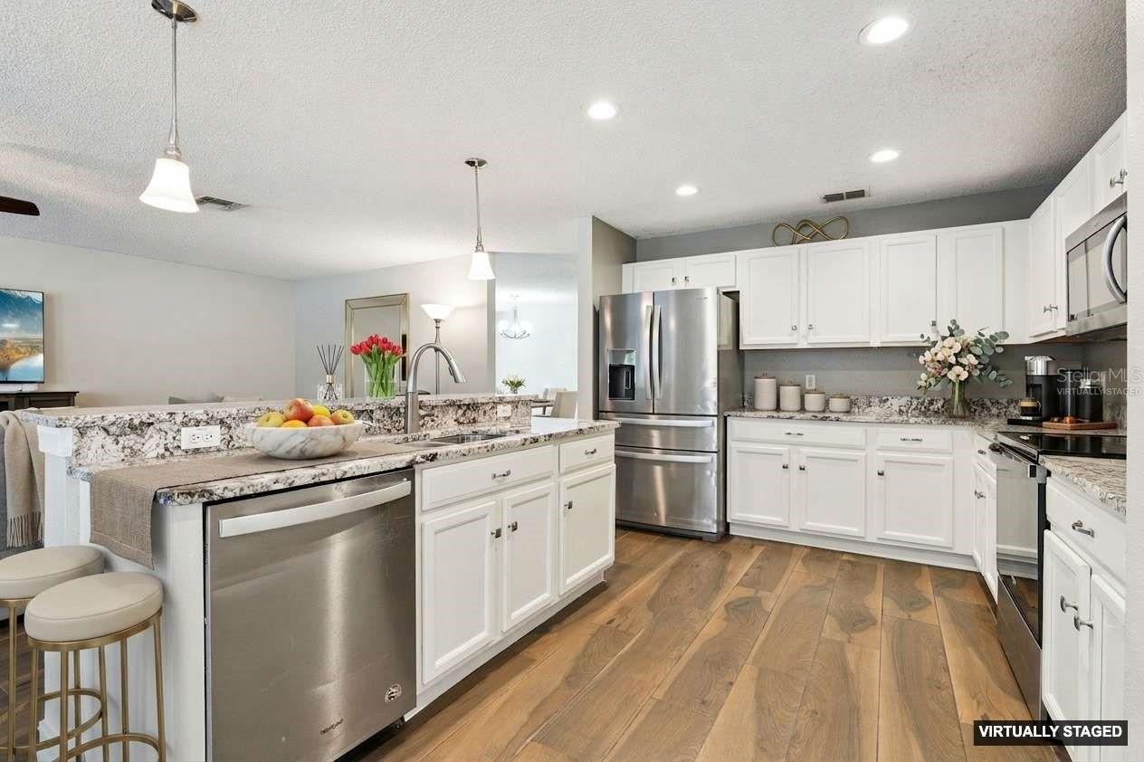 884 BELHAVEN DR, ORLANDO, FL, 32828