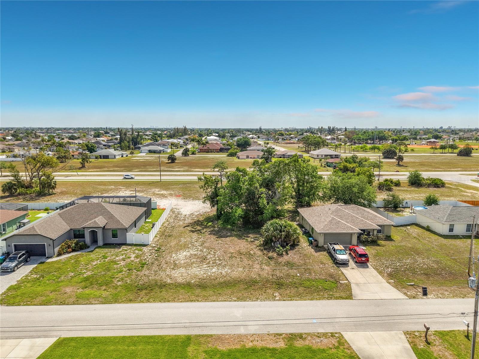 1305 SW 8TH PL, CAPE CORAL, FL, 33991