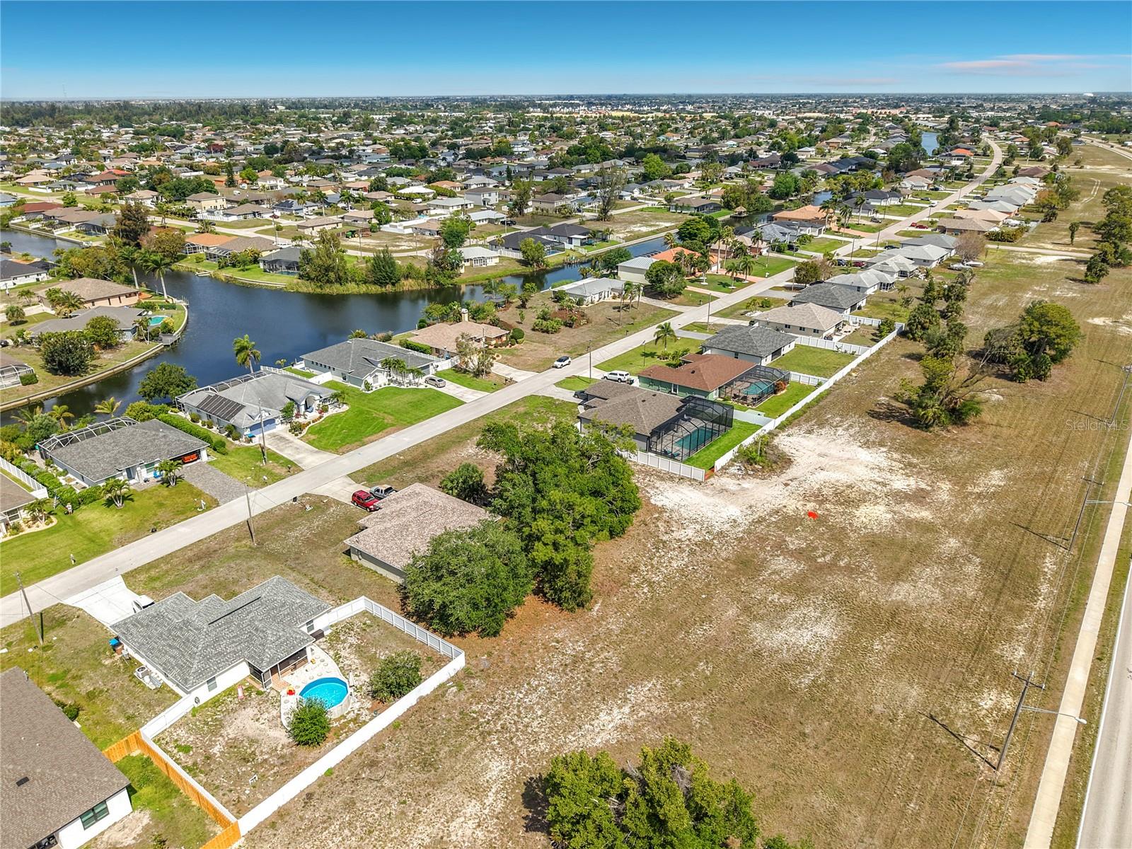 1305 SW 8TH PL, CAPE CORAL, FL, 33991