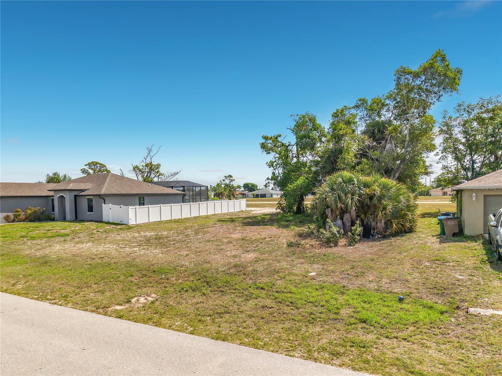 1305 SW 8TH PL, CAPE CORAL, FL, 33991