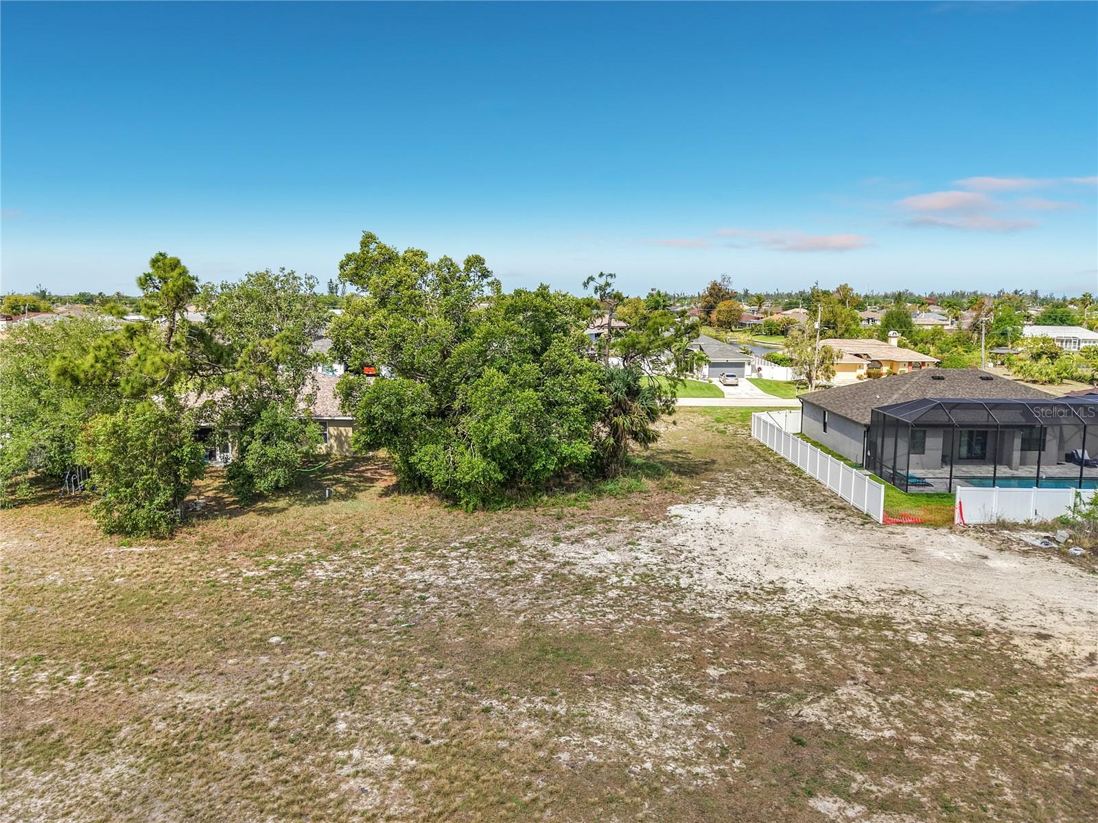 1305 SW 8TH PL, CAPE CORAL, FL, 33991