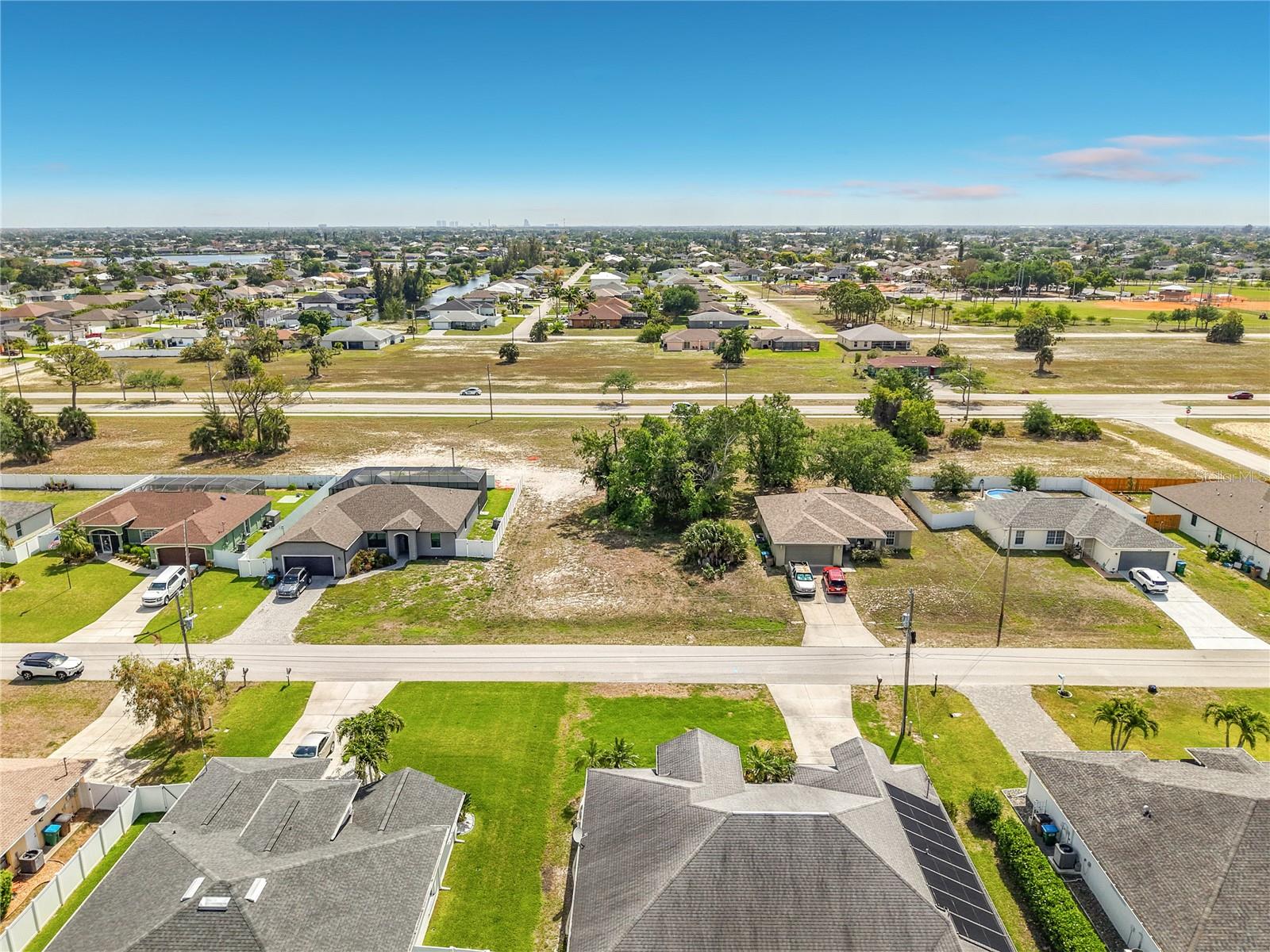 1305 SW 8TH PL, CAPE CORAL, FL, 33991