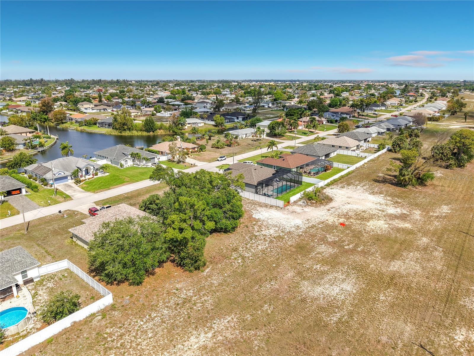 1305 SW 8TH PL, CAPE CORAL, FL, 33991