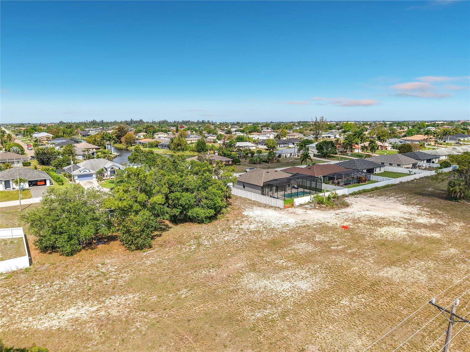 1305 SW 8TH PL, CAPE CORAL, FL, 33991