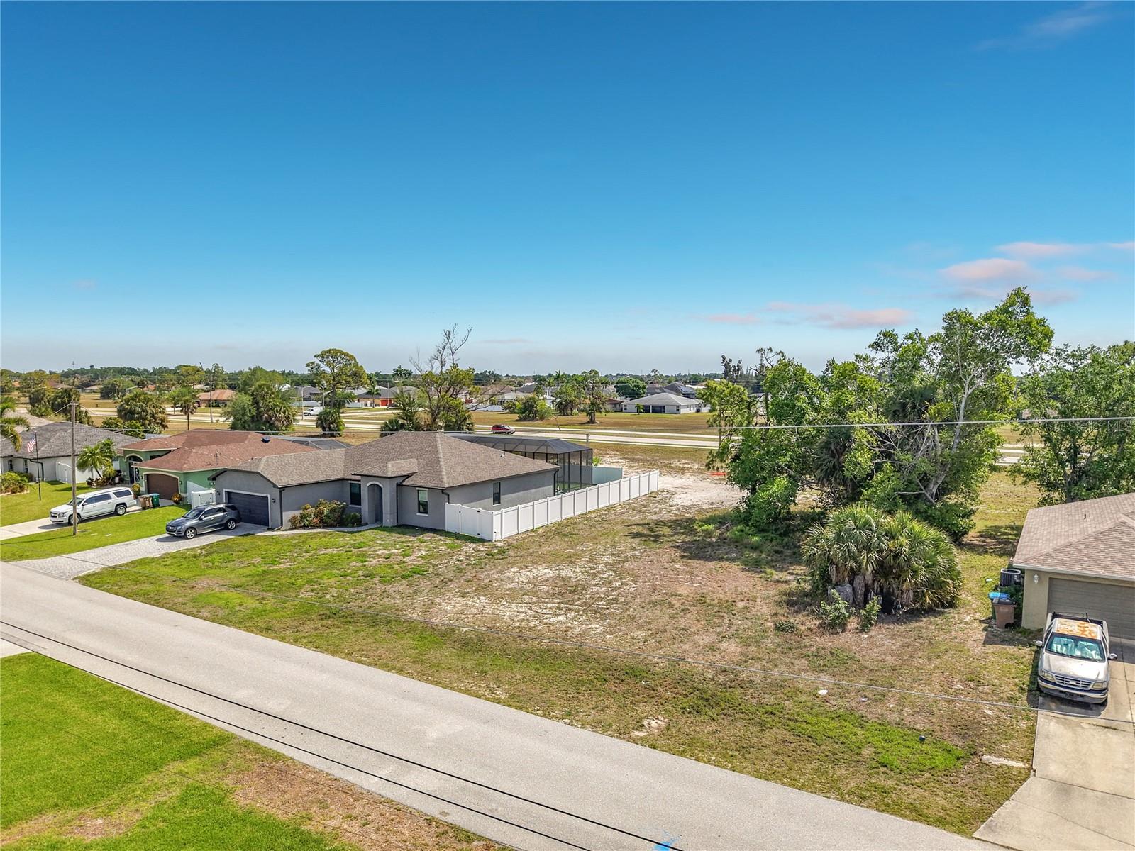 1305 SW 8TH PL, CAPE CORAL, FL, 33991