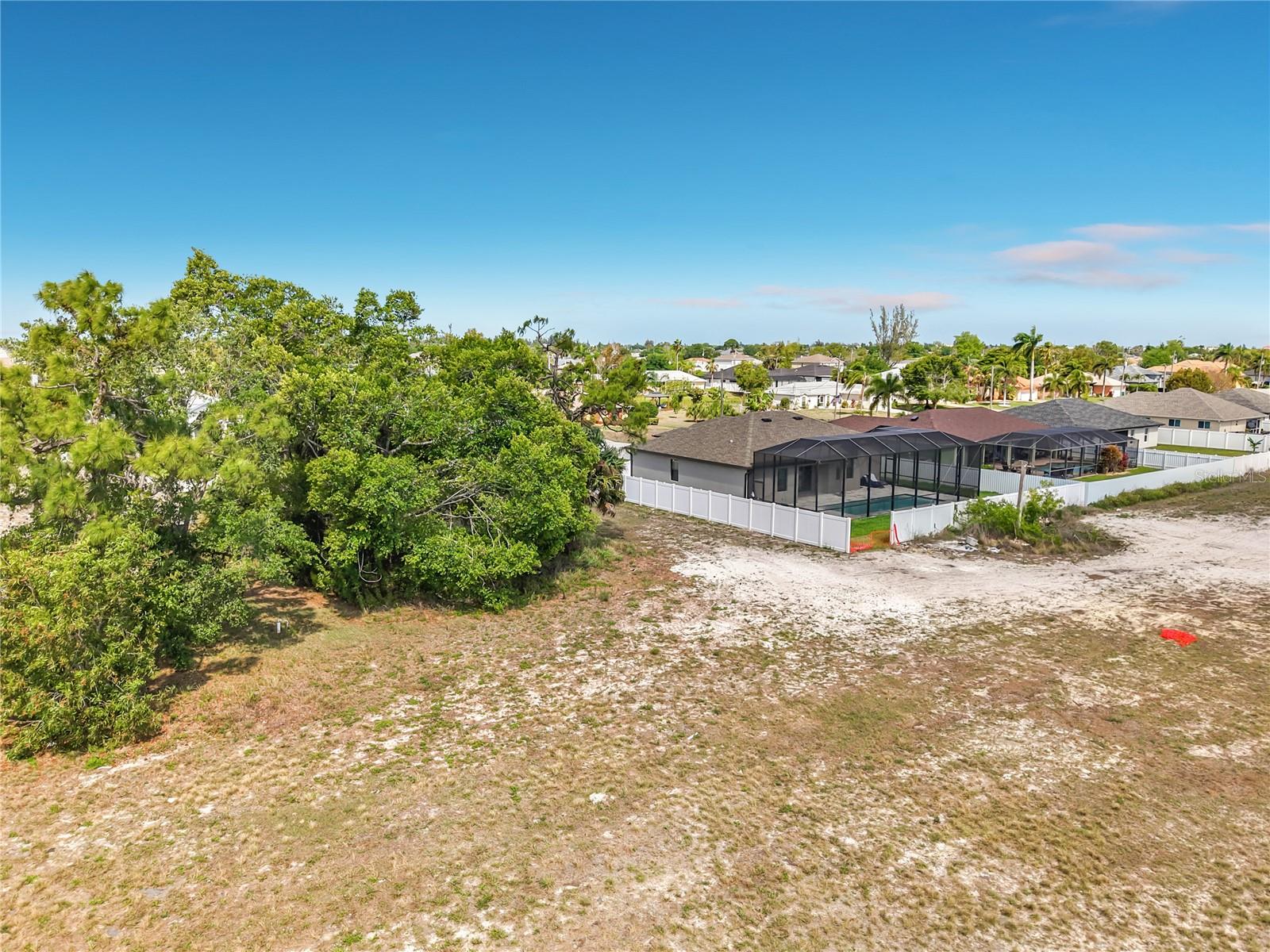 1305 SW 8TH PL, CAPE CORAL, FL, 33991