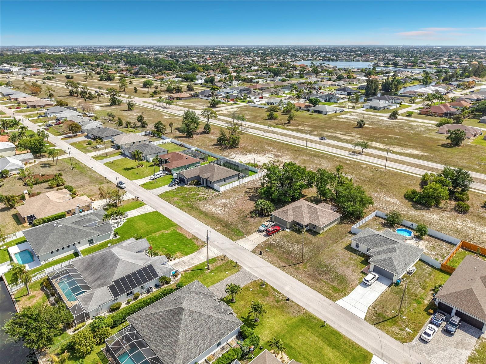 1305 SW 8TH PL, CAPE CORAL, FL, 33991