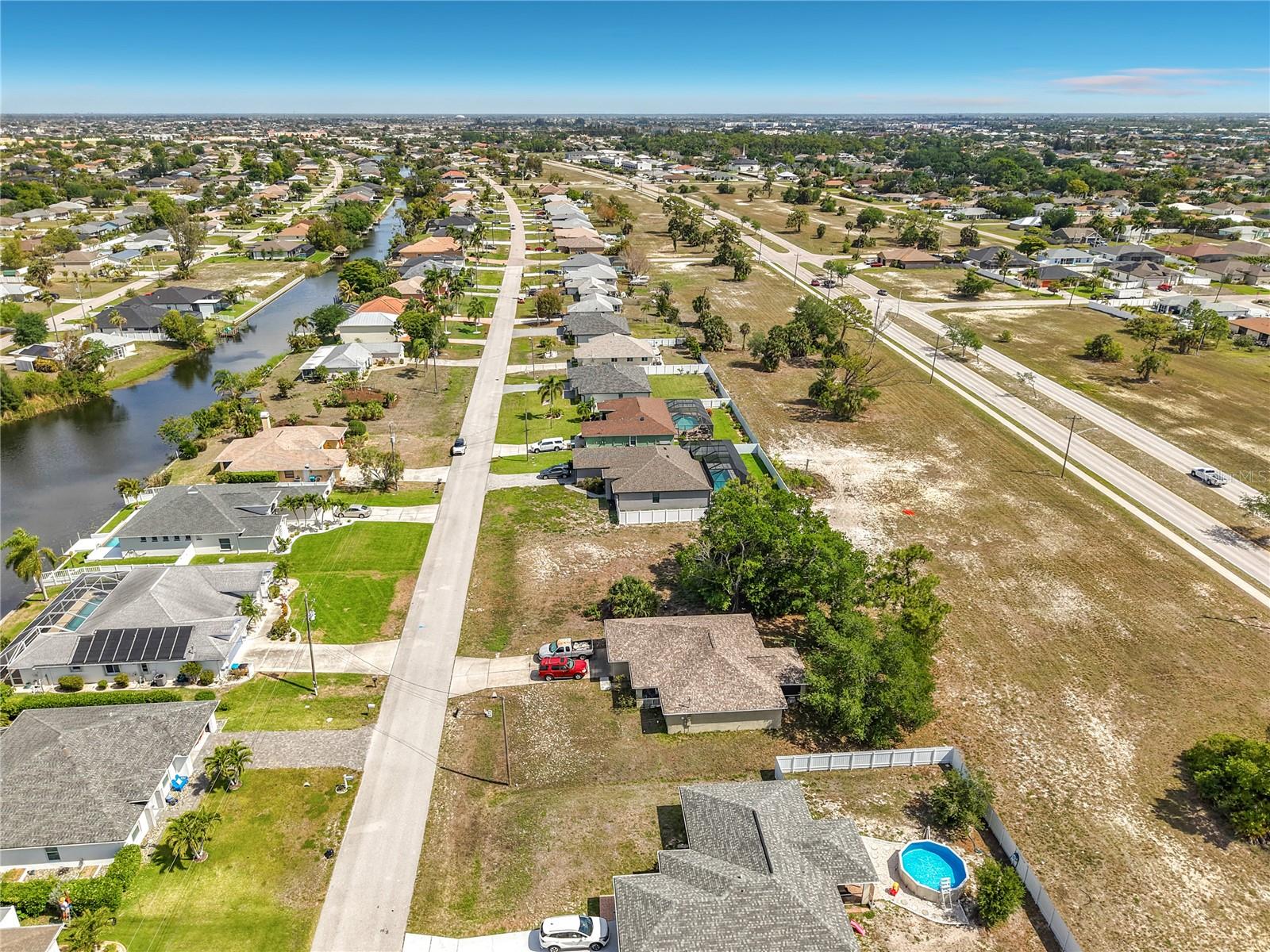 1305 SW 8TH PL, CAPE CORAL, FL, 33991