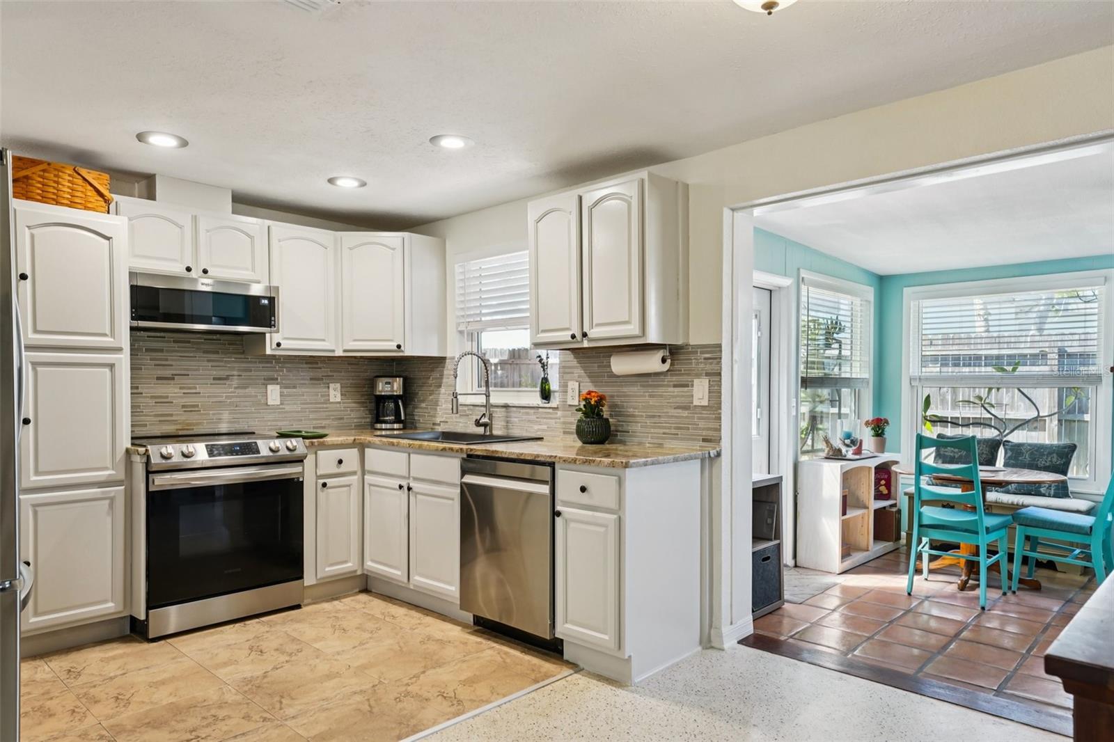 4201 BEACON SQUARE DR, HOLIDAY, FL, 34691