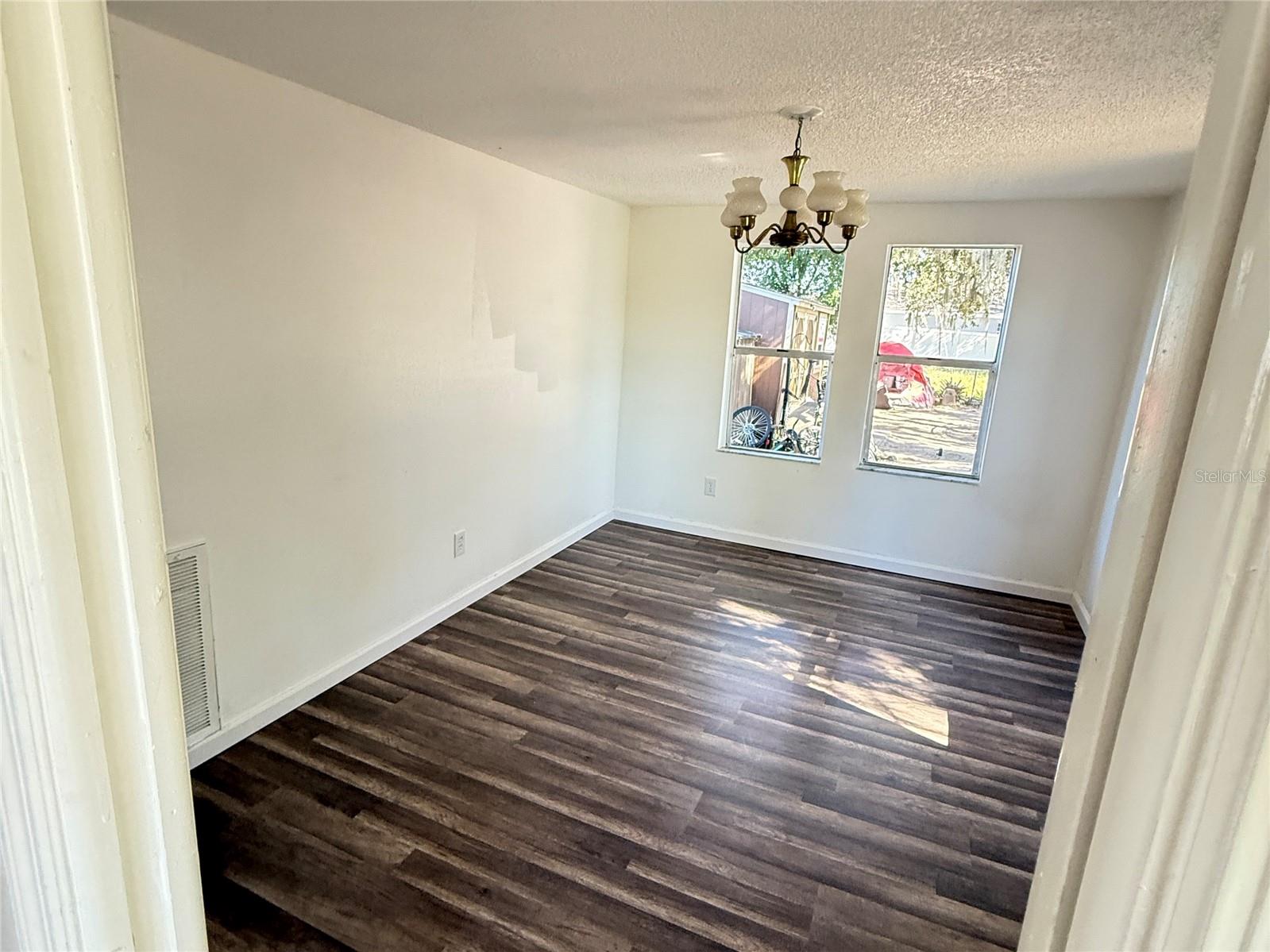 323 DORSETT AVE, LAKE WALES, FL, 33853