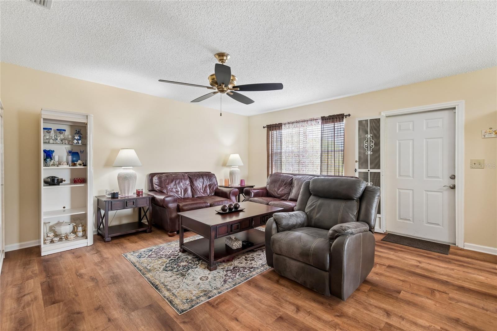 1904 CANTERBURY LN #5, SUN CITY CENTER, FL, 33573