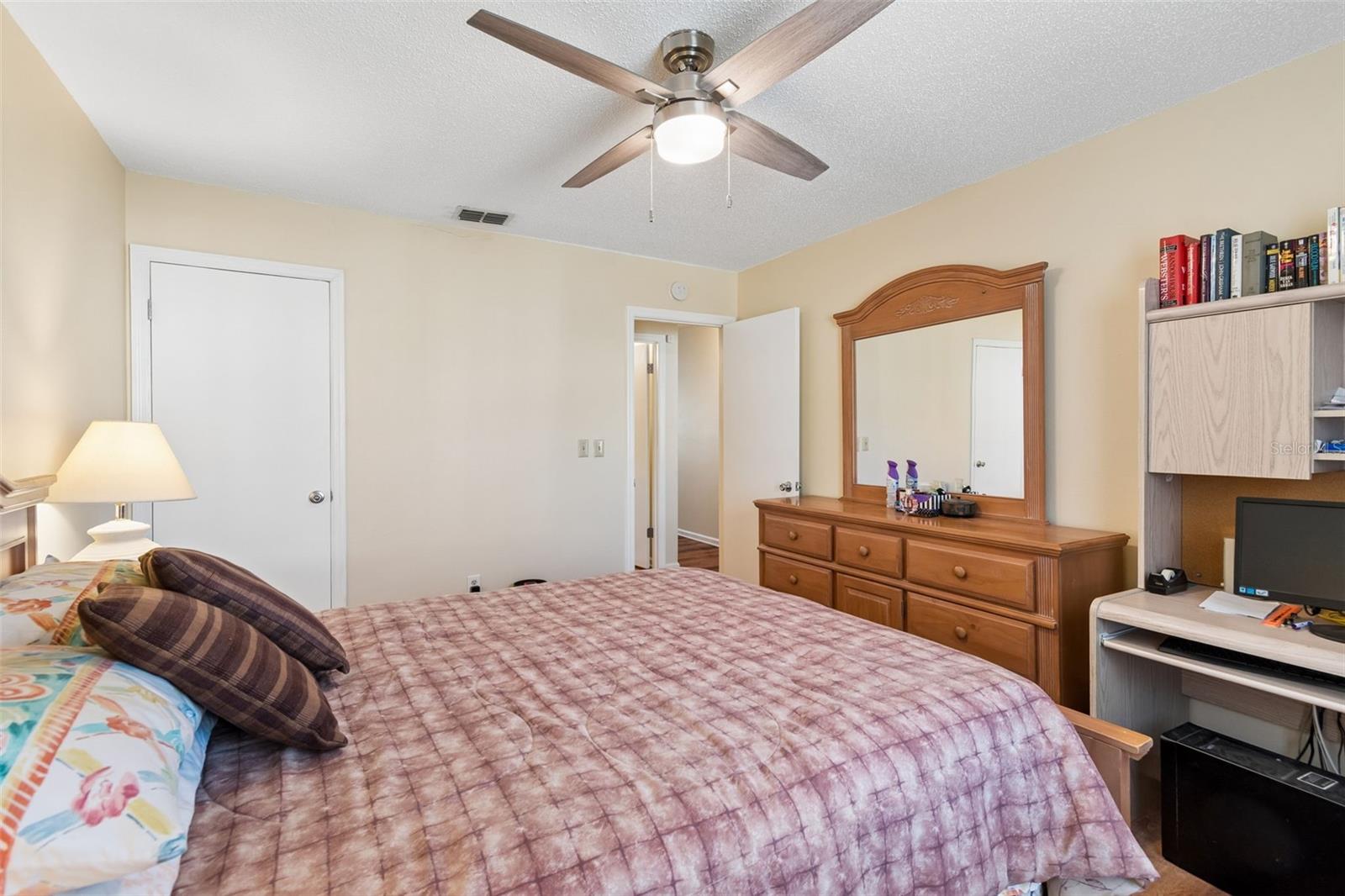 1904 CANTERBURY LN #5, SUN CITY CENTER, FL, 33573