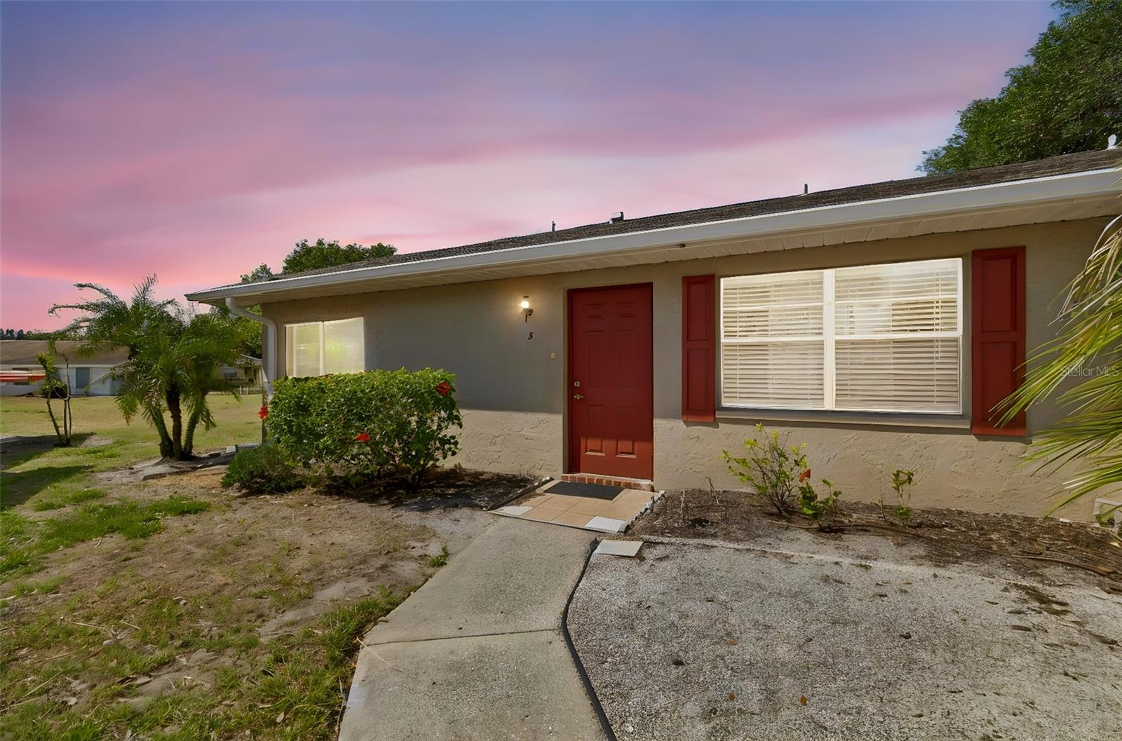 1904 CANTERBURY LN #5, SUN CITY CENTER, FL, 33573