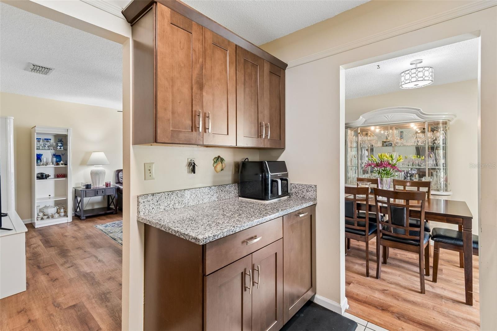 1904 CANTERBURY LN #5, SUN CITY CENTER, FL, 33573