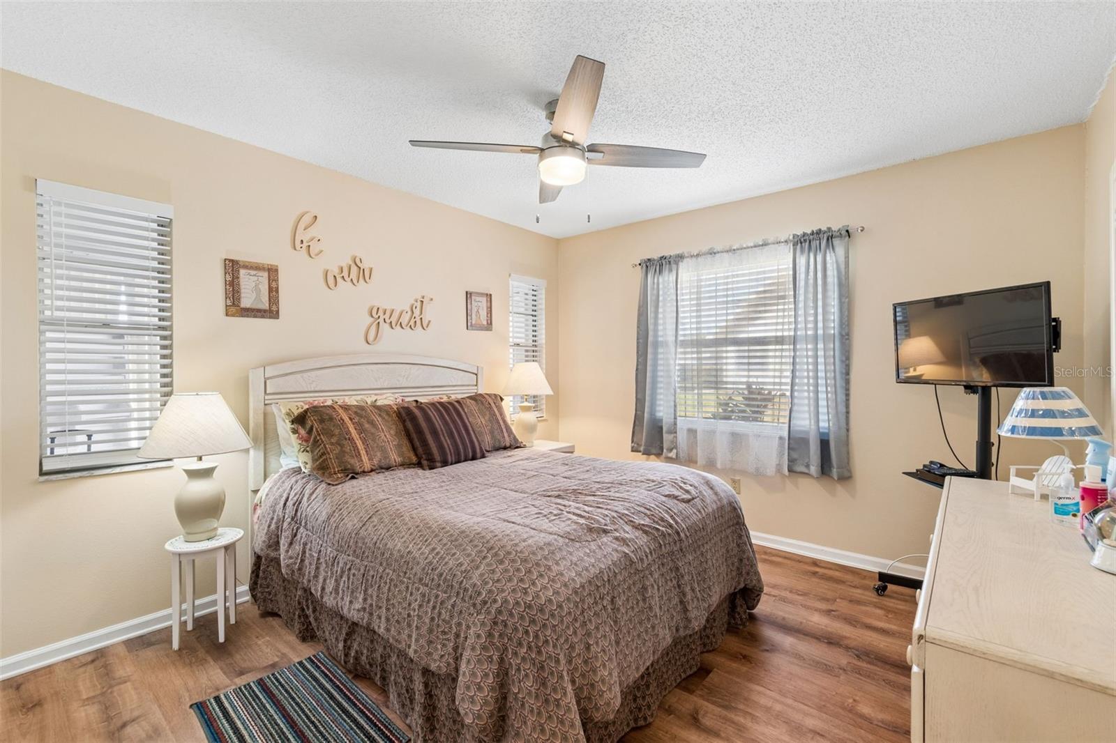 1904 CANTERBURY LN #5, SUN CITY CENTER, FL, 33573