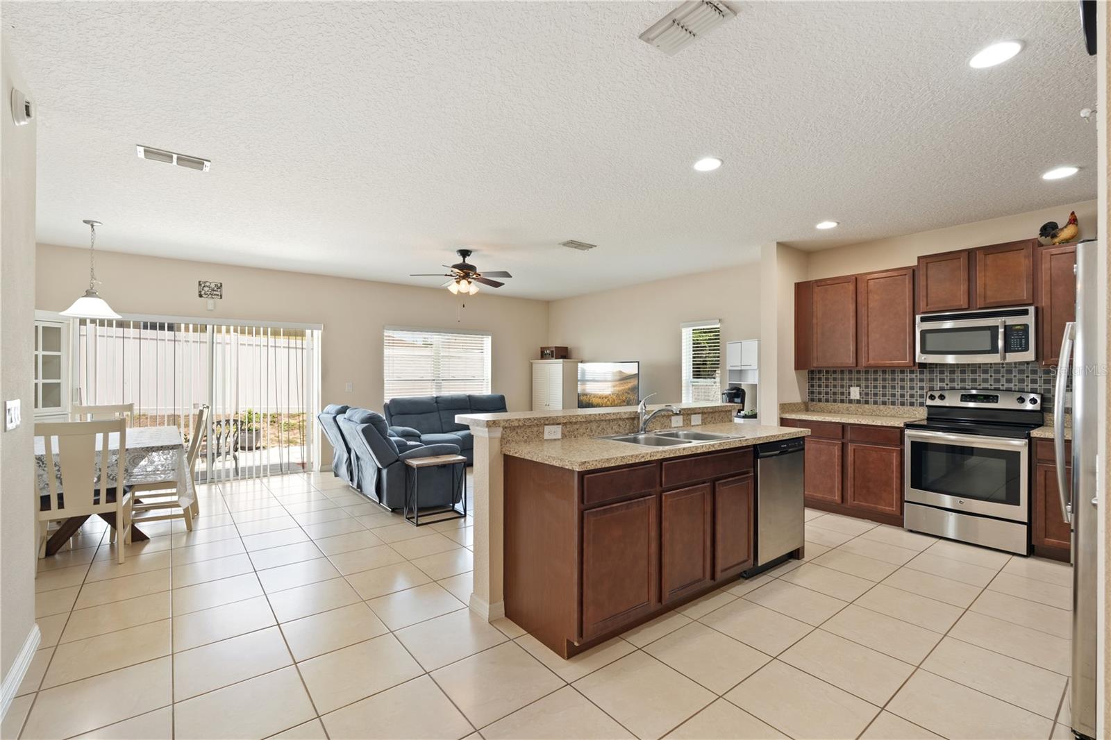 222 BELLA WAY, GROVELAND, FL, 34736