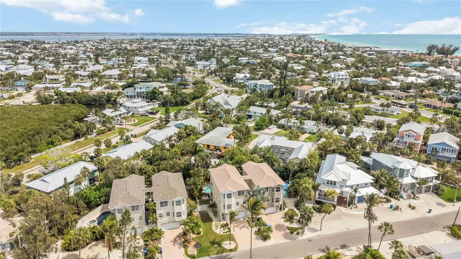 215 81ST ST, HOLMES BEACH, FL, 34217