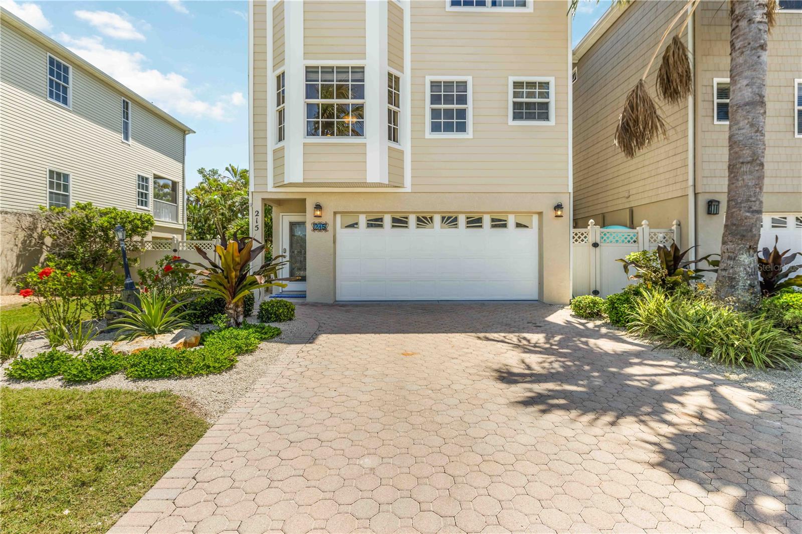 215 81ST ST, HOLMES BEACH, FL, 34217