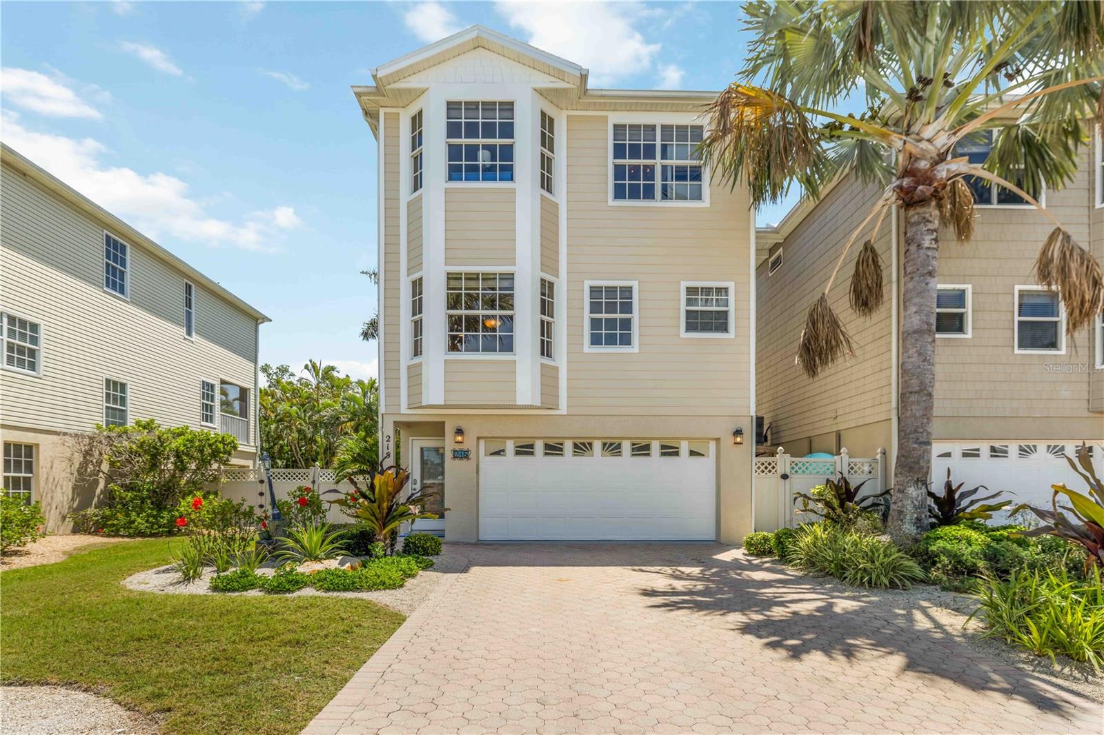 215 81ST ST, HOLMES BEACH, FL, 34217