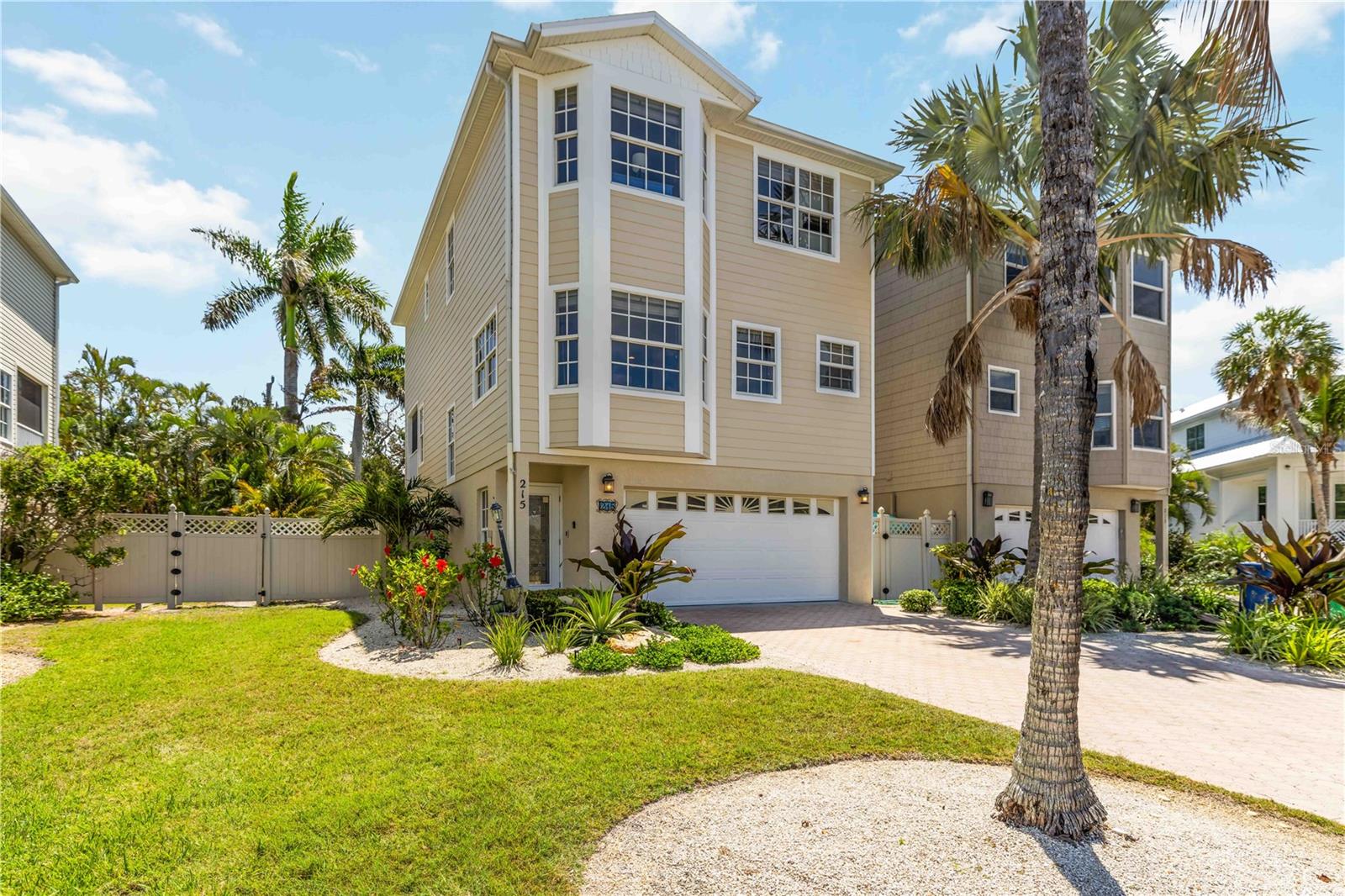 215 81ST ST, HOLMES BEACH, FL, 34217