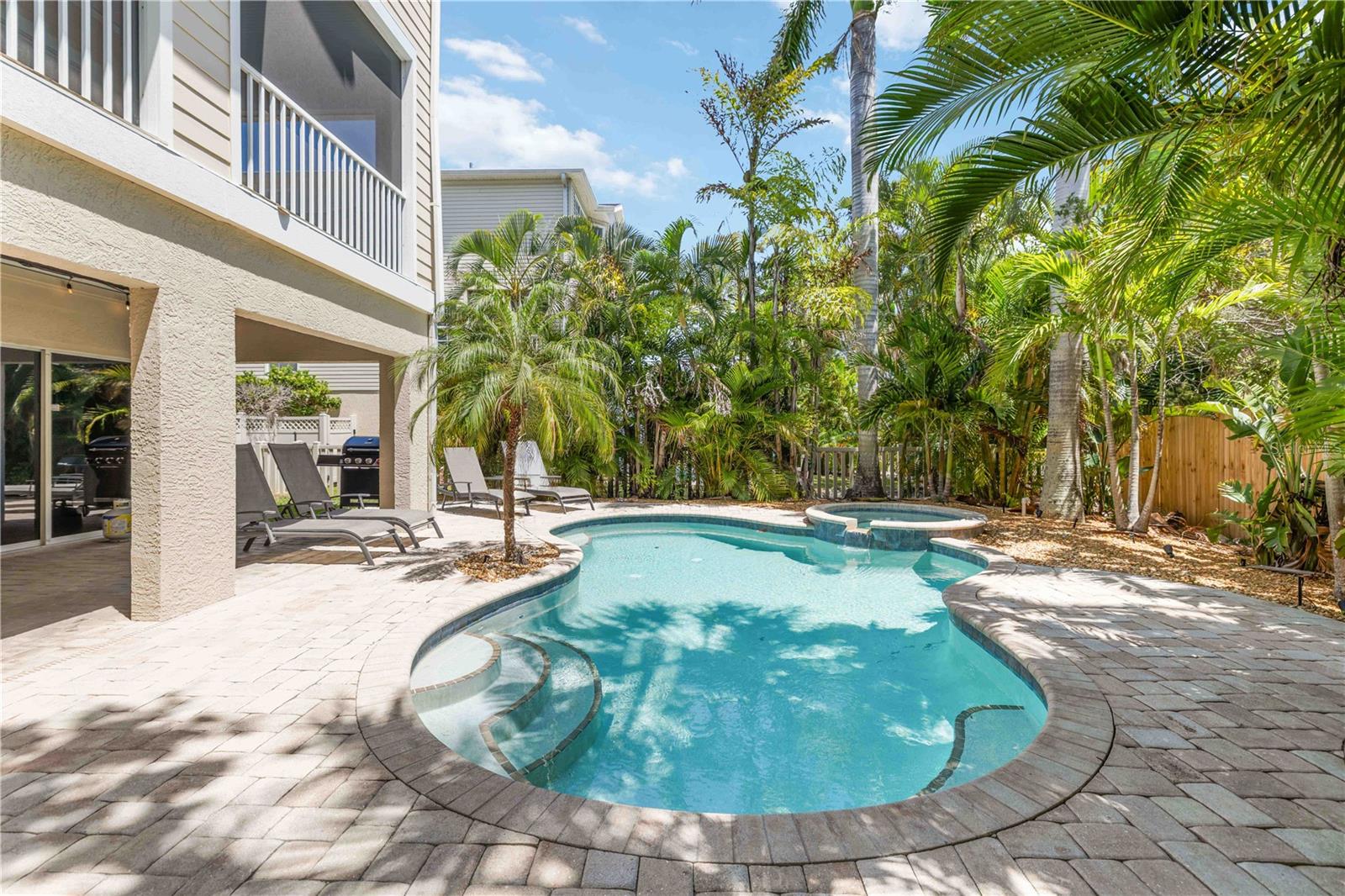 215 81ST ST, HOLMES BEACH, FL, 34217