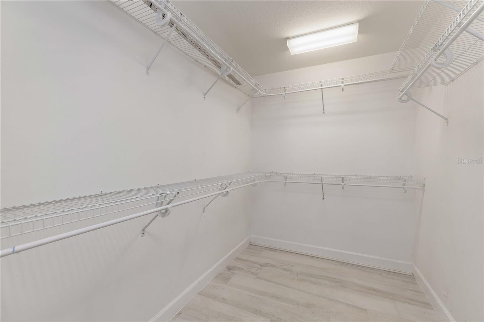 215 81ST ST, HOLMES BEACH, FL, 34217