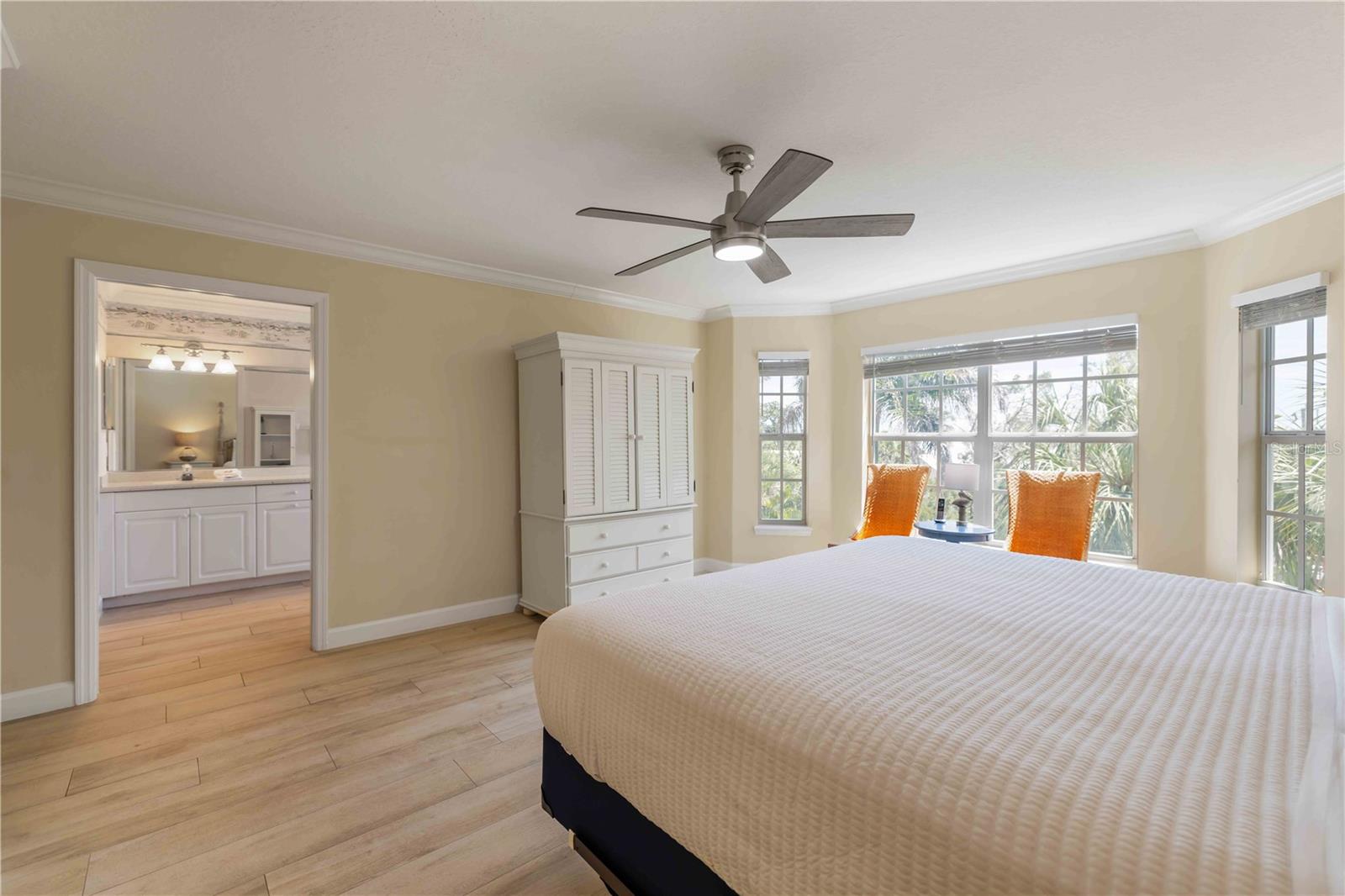 215 81ST ST, HOLMES BEACH, FL, 34217