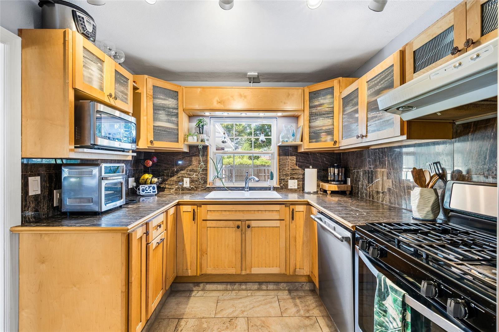 4650 2ND AVE S, ST PETERSBURG, FL, 33711