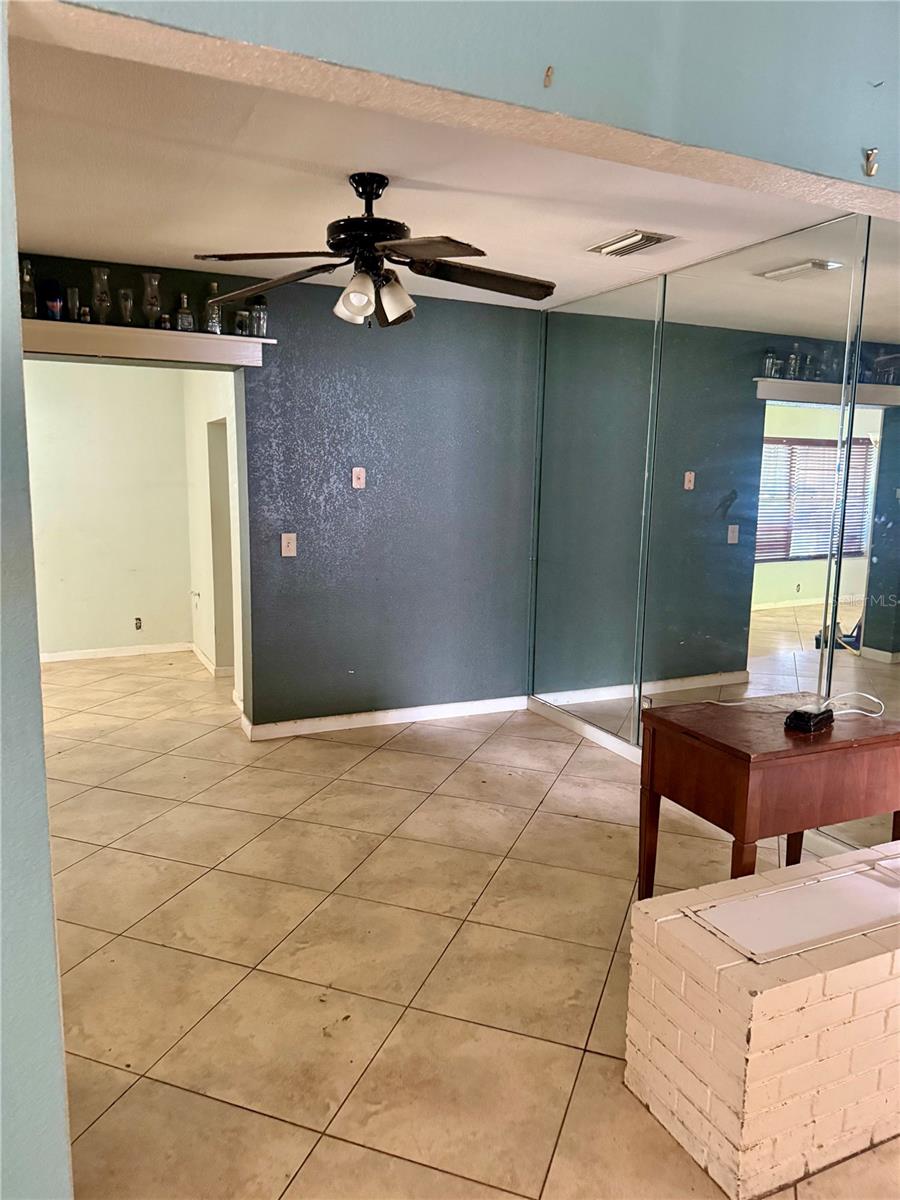 3018 W AILEEN ST, TAMPA, FL, 33607