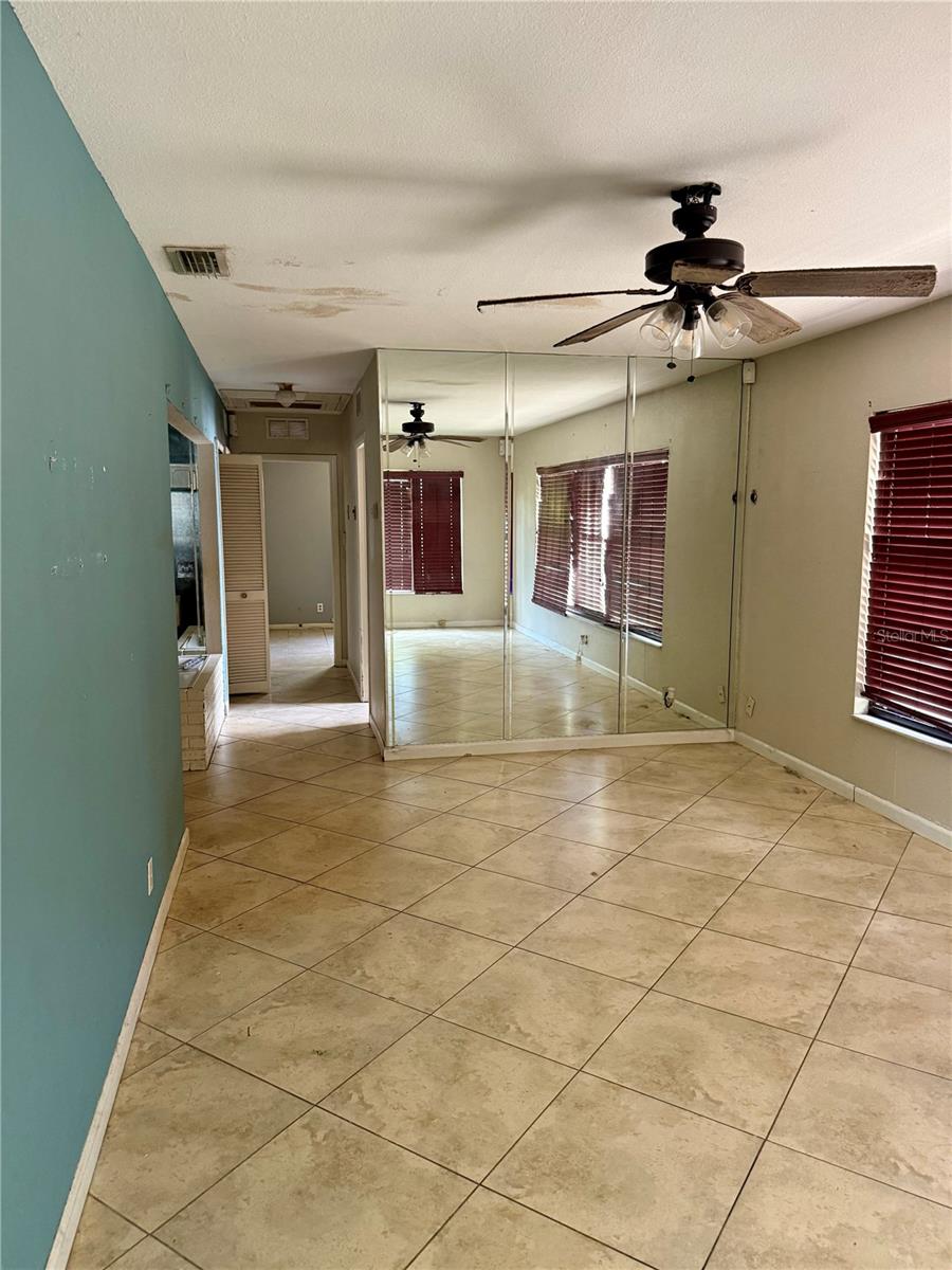 3018 W AILEEN ST, TAMPA, FL, 33607