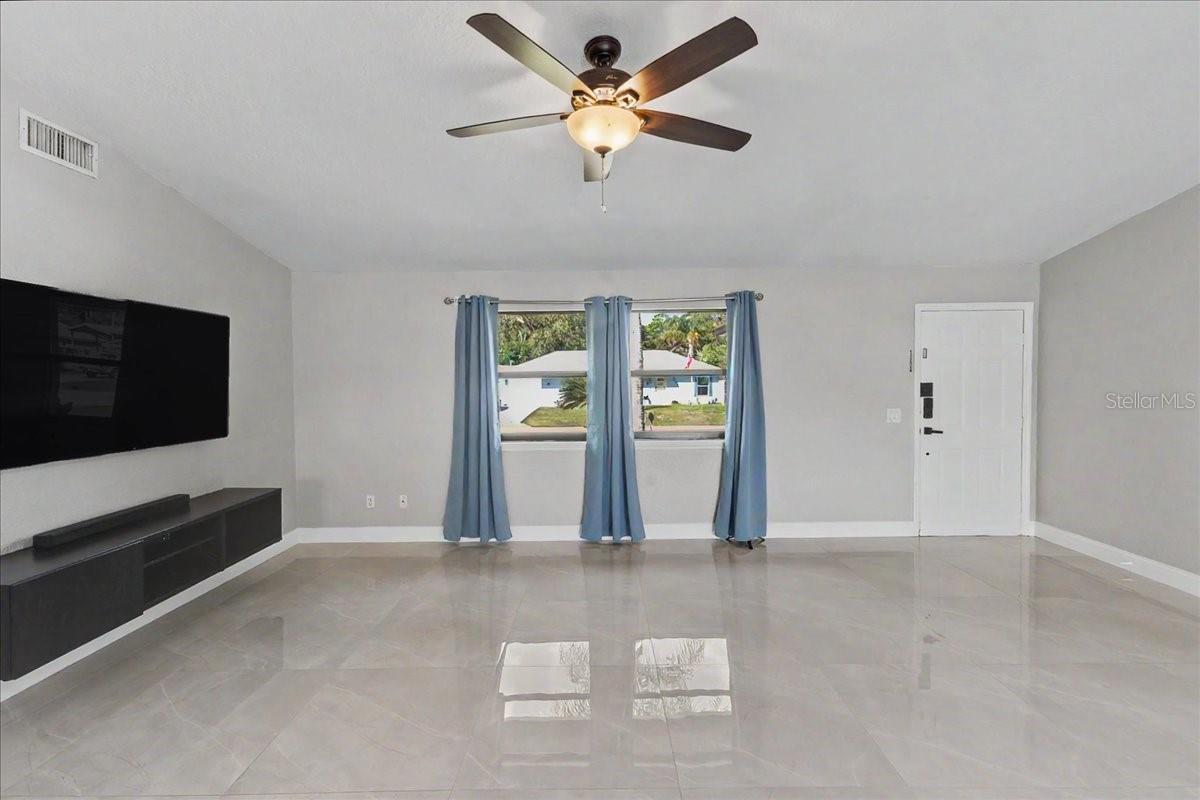 3223 TAMARIND DR, EDGEWATER, FL, 32141