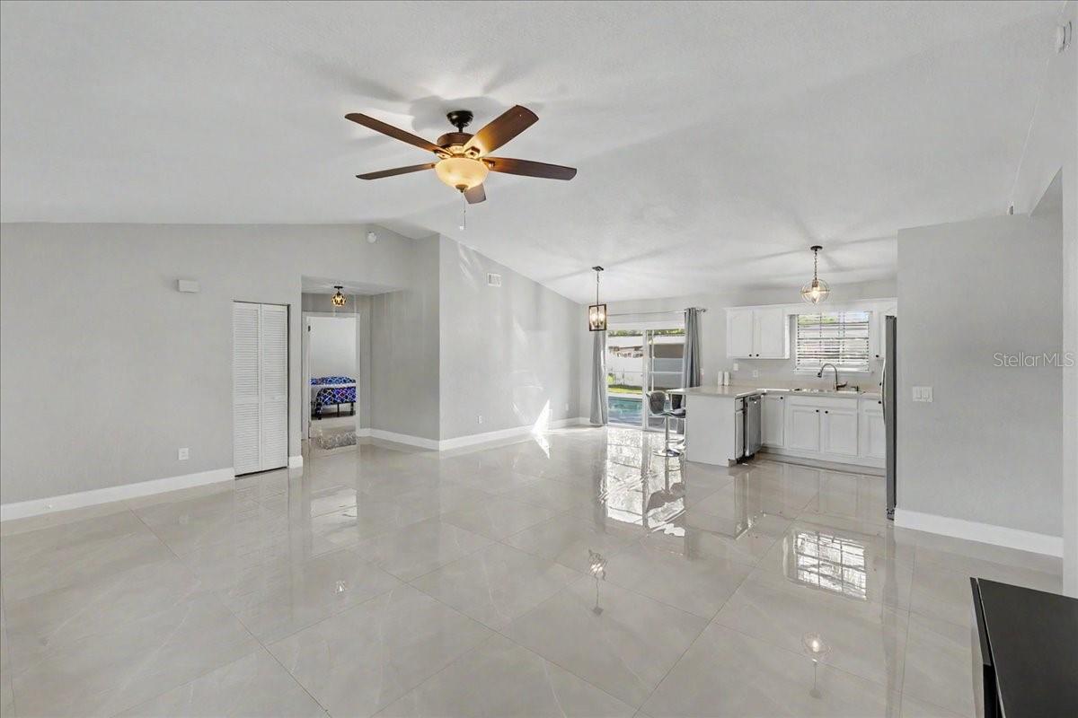 3223 TAMARIND DR, EDGEWATER, FL, 32141