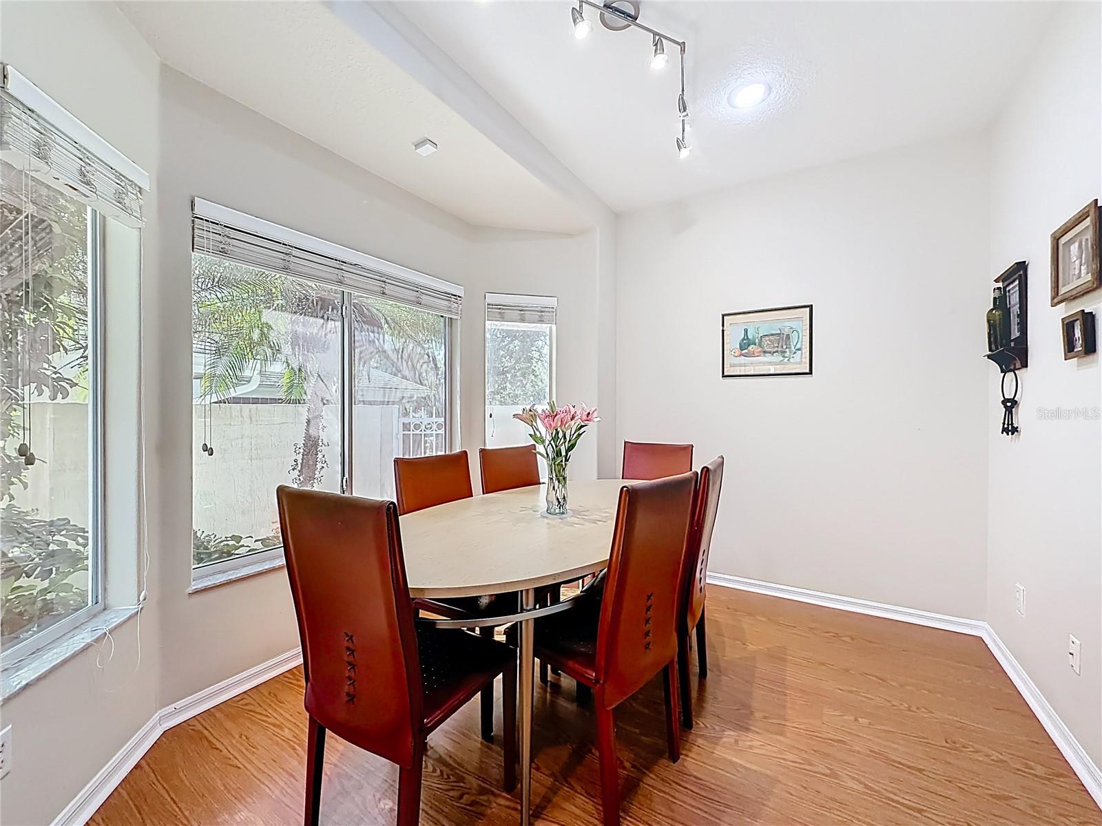 848 CREPE MYRTLE CIR, APOPKA, FL, 32712