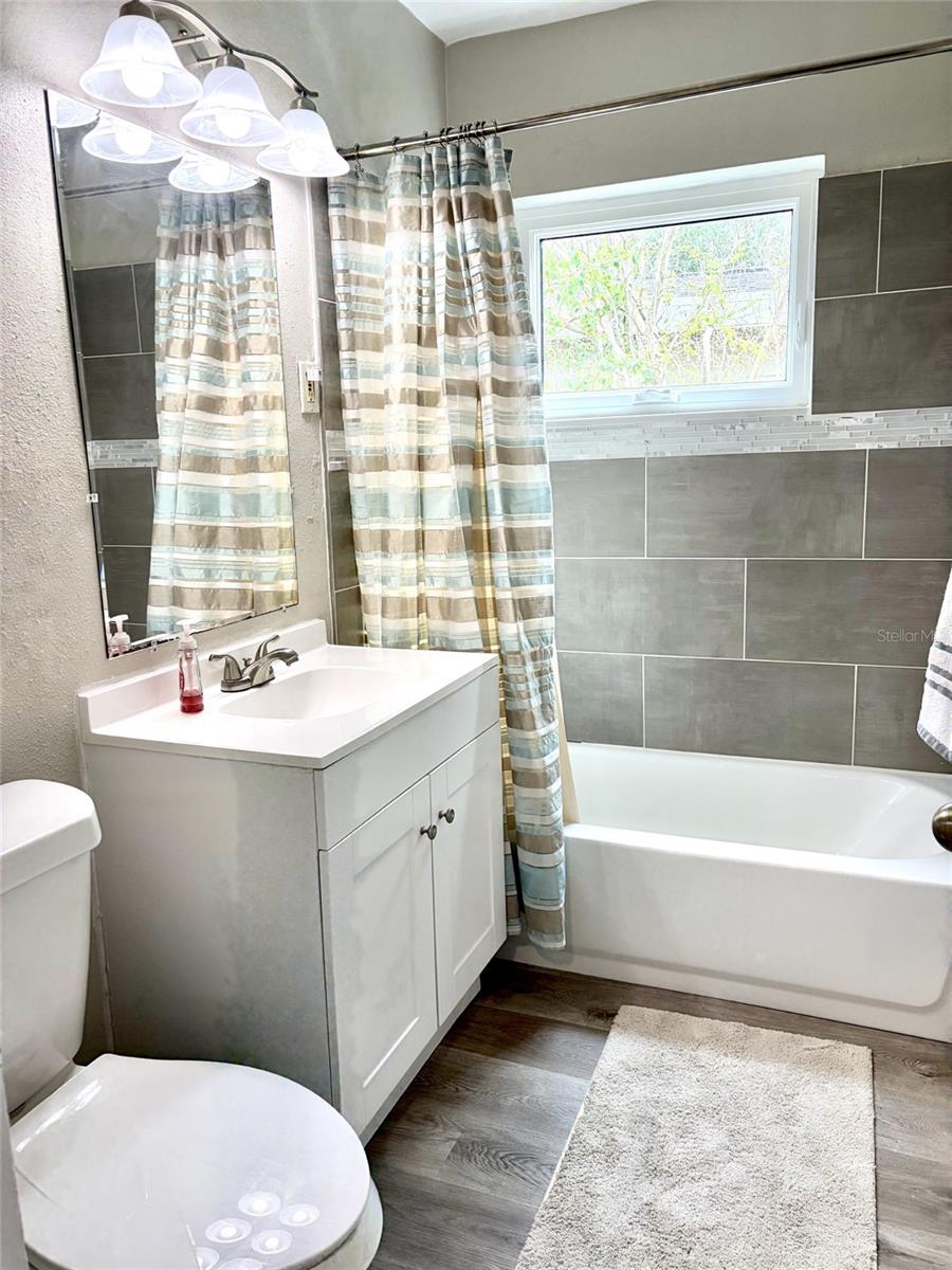 240 DALTON BLVD, PORT CHARLOTTE, FL, 33952