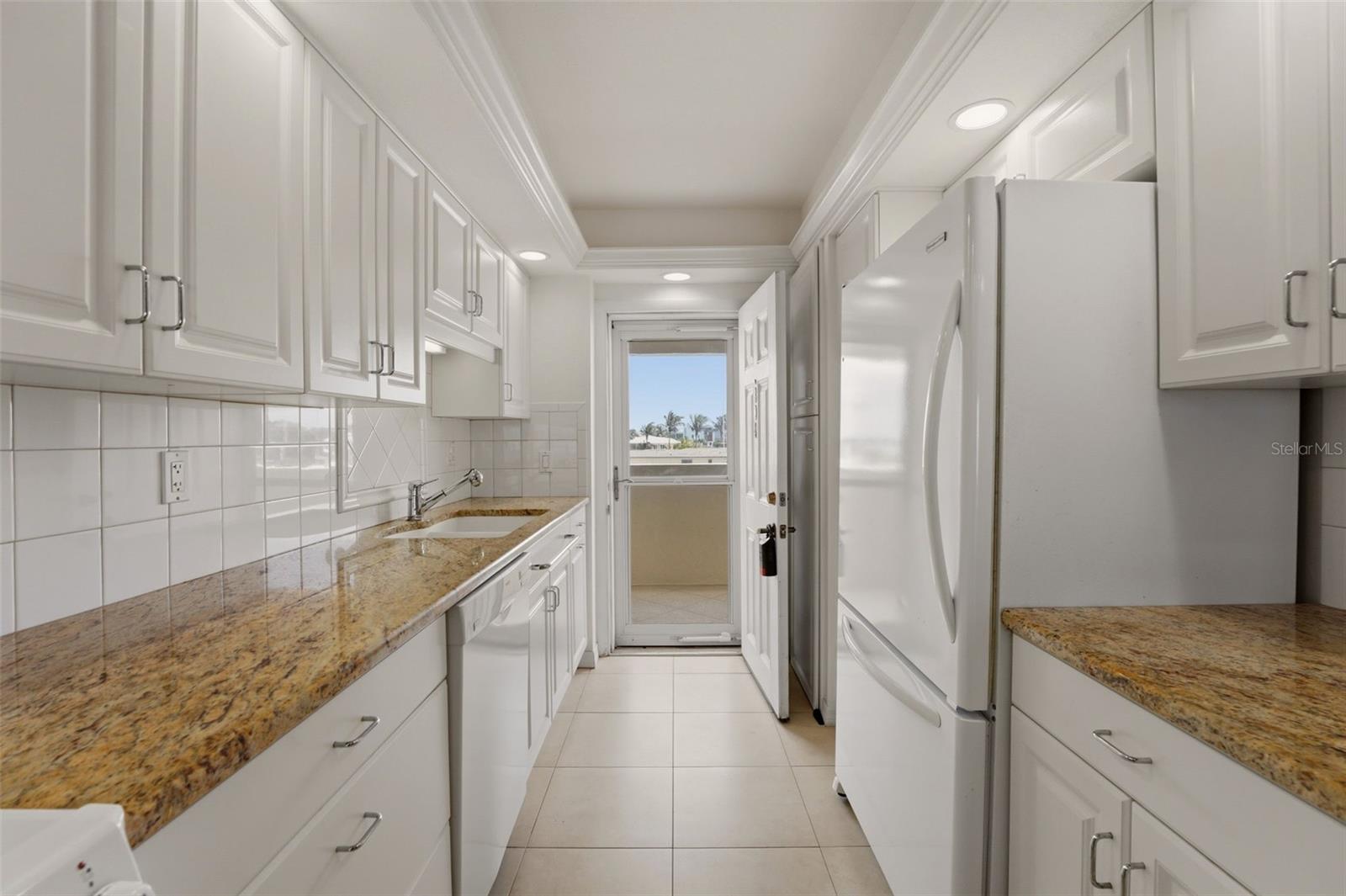 1150 TARPON CENTER DR #3D, VENICE, FL, 34285