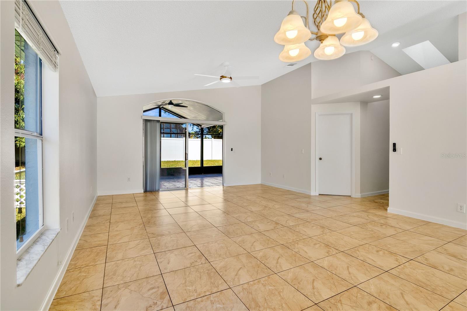 1538 AVLEIGH CIR, ORLANDO, FL, 32824