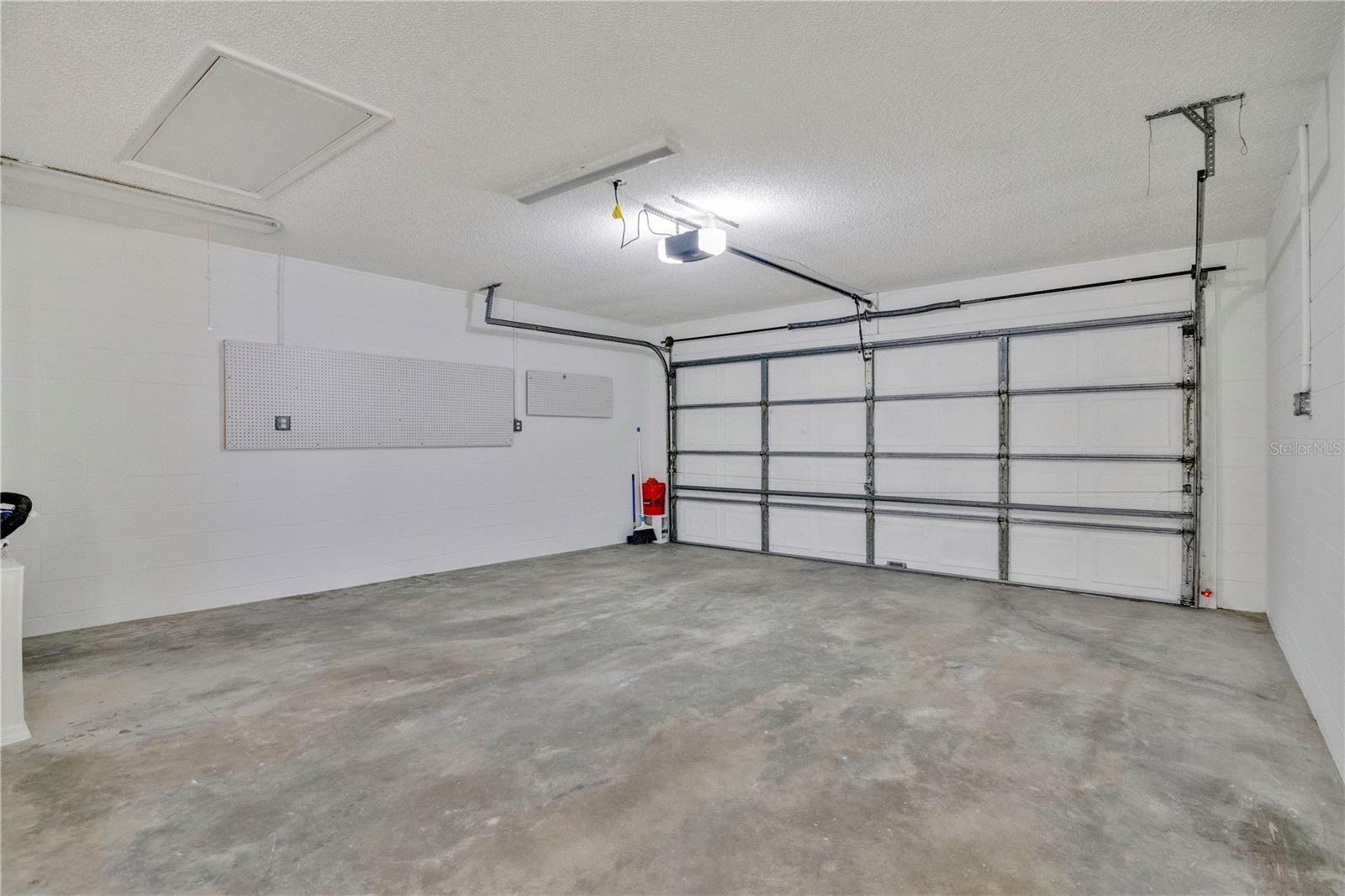 1538 AVLEIGH CIR, ORLANDO, FL, 32824